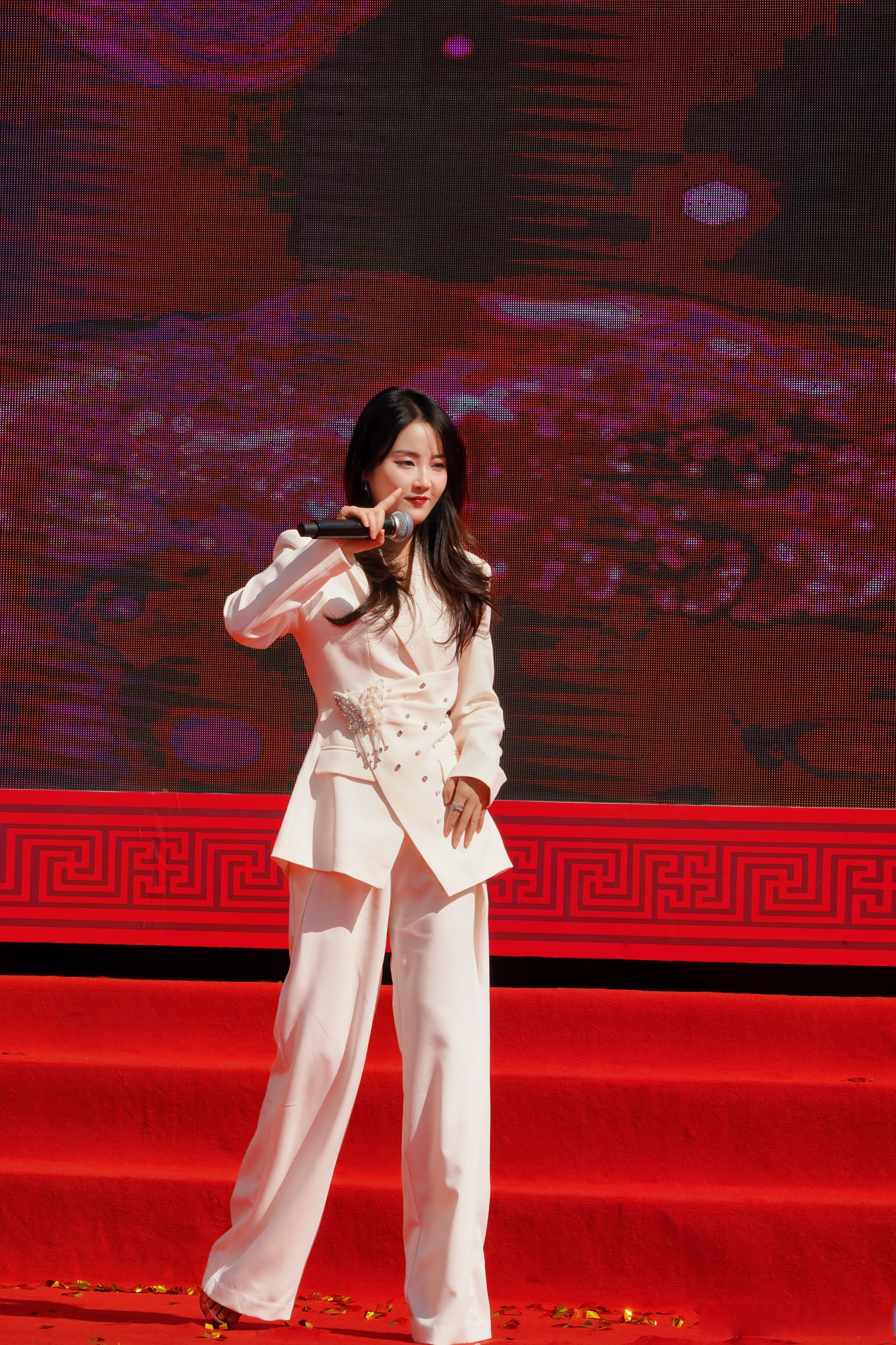酸辣爽口的老友粉,谢谢广西南宁的友仔友女们#彭筝##南宁##演出现场