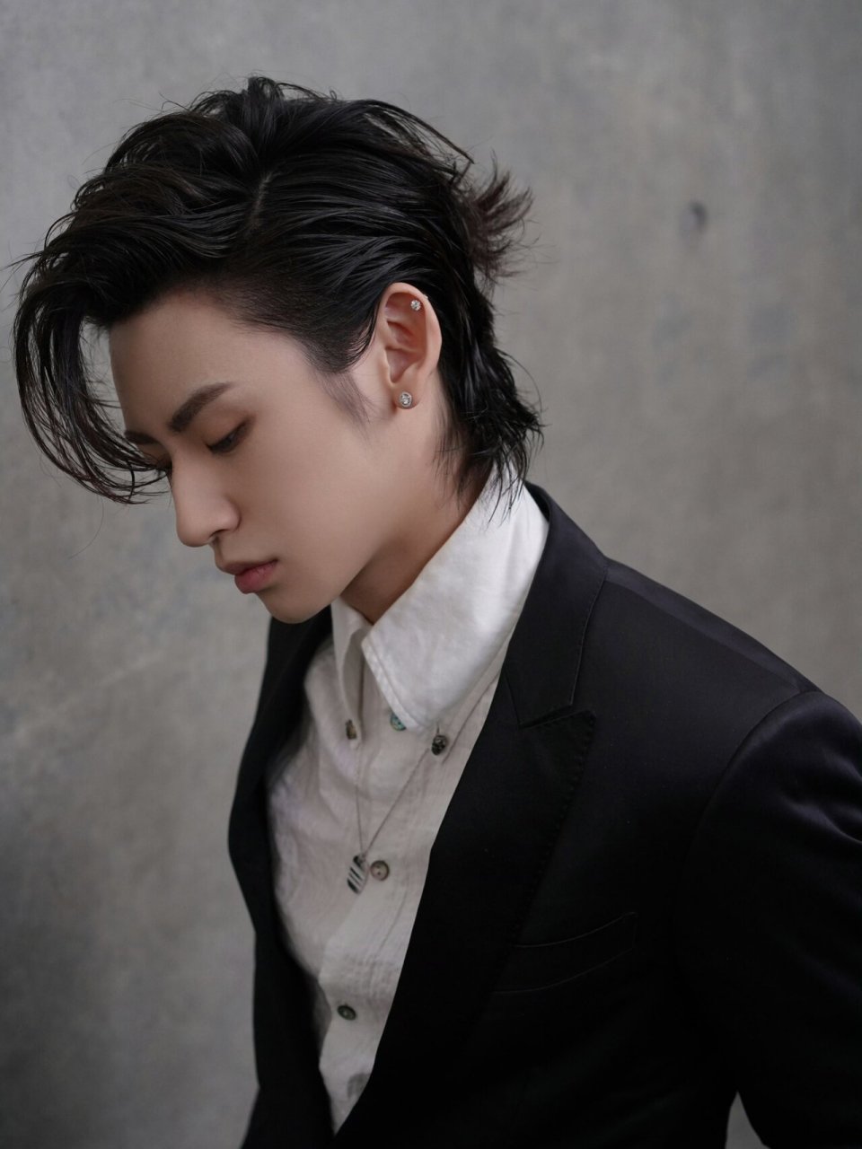 给小鬼王琳凯做的狼尾长发 摇滚感max 狼尾从视觉上让后脑勺看起来更