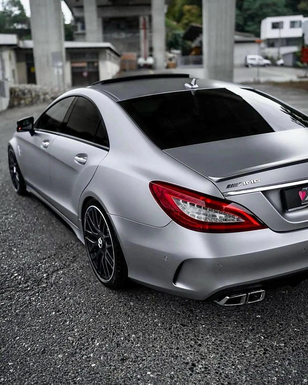 一代经典 恶魔之眼amg cls63
