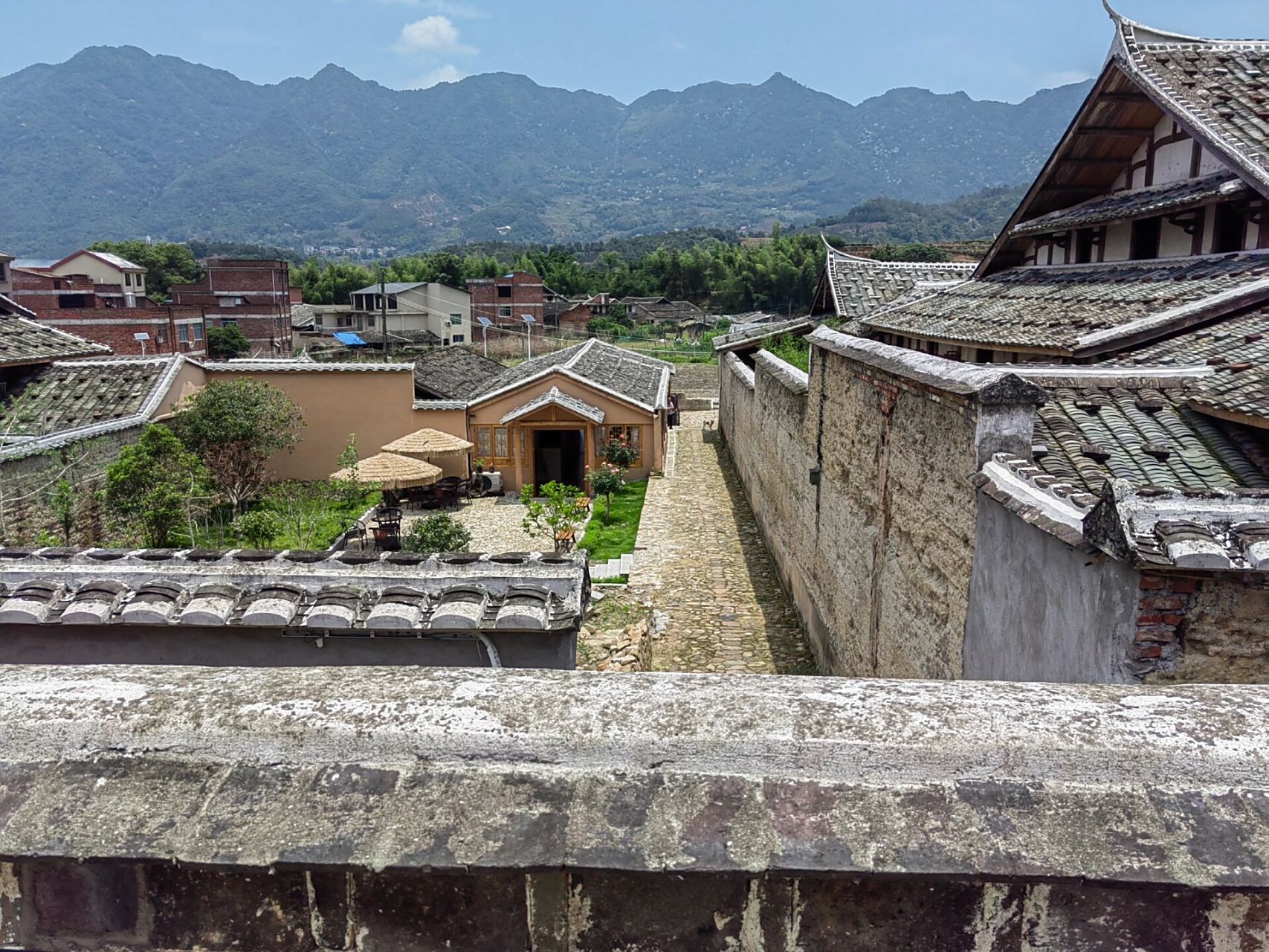推荐福安溪柄楼下村一家民宿 去楼下村游玩,才发觉这里的古民居保护的