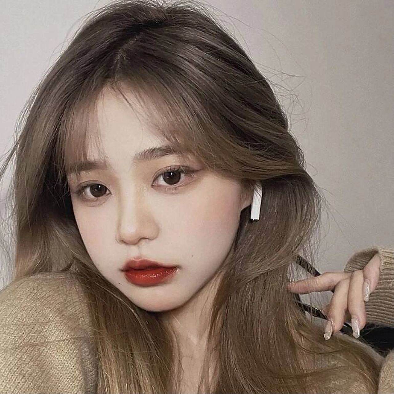 女头ins高级质感 伤人的话我从来不舍得说 自己听得太多了 怕别人听了