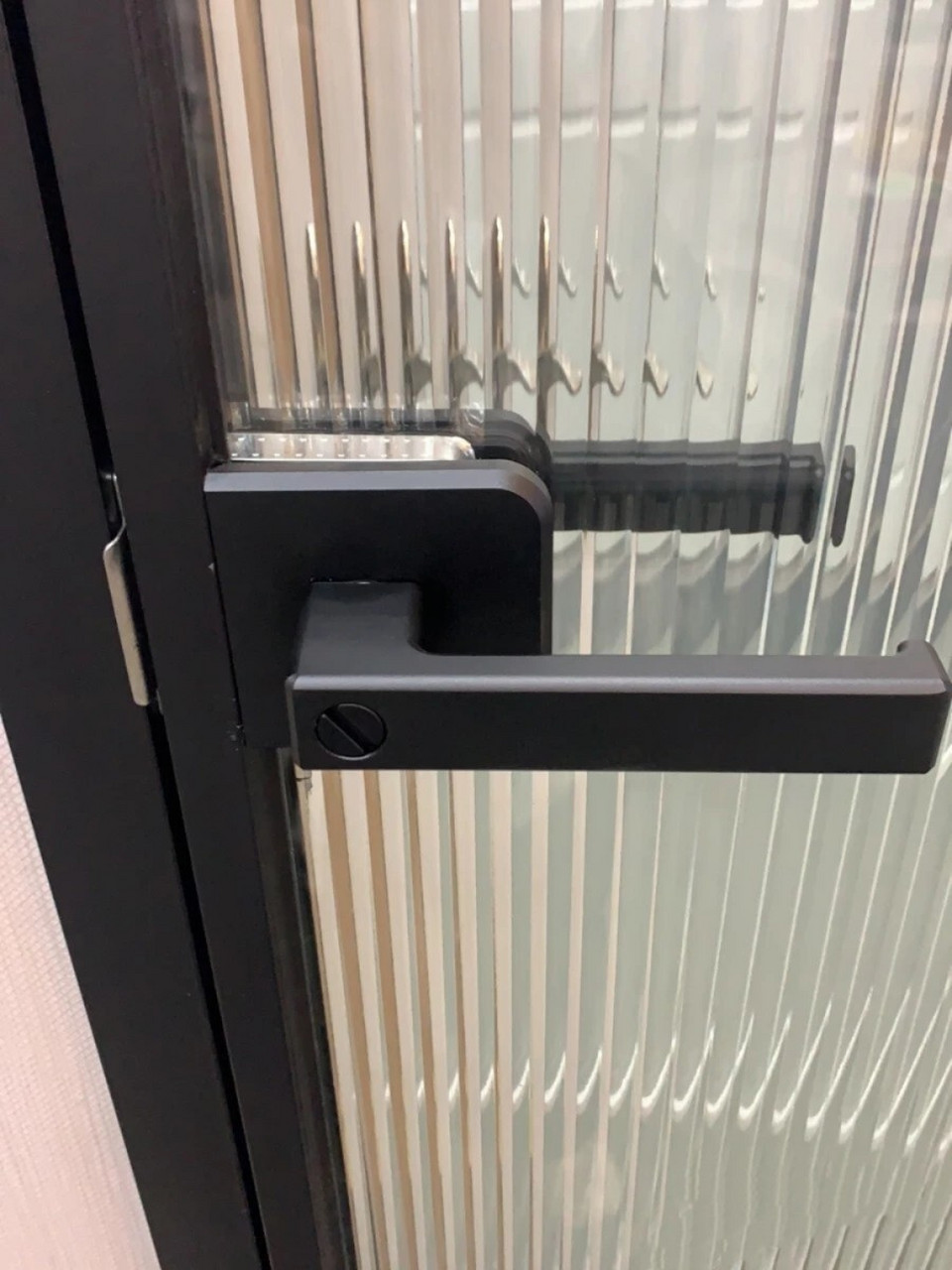 900元的长虹玻璃门,贵不贵呢? 今天去看门了!