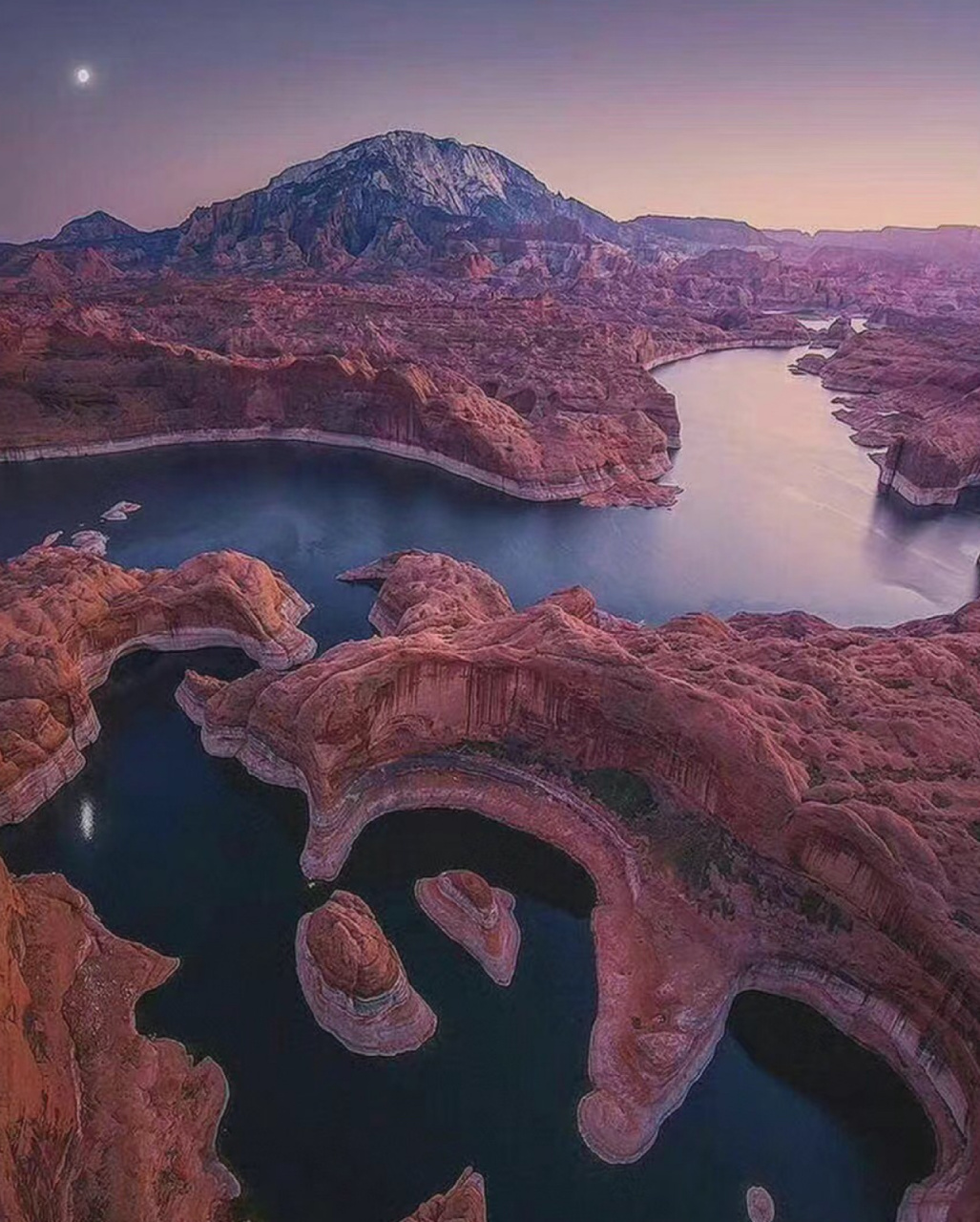 美国大峡谷(grandcanyon)大约有500层 美国大峡谷(grand canyon)位于