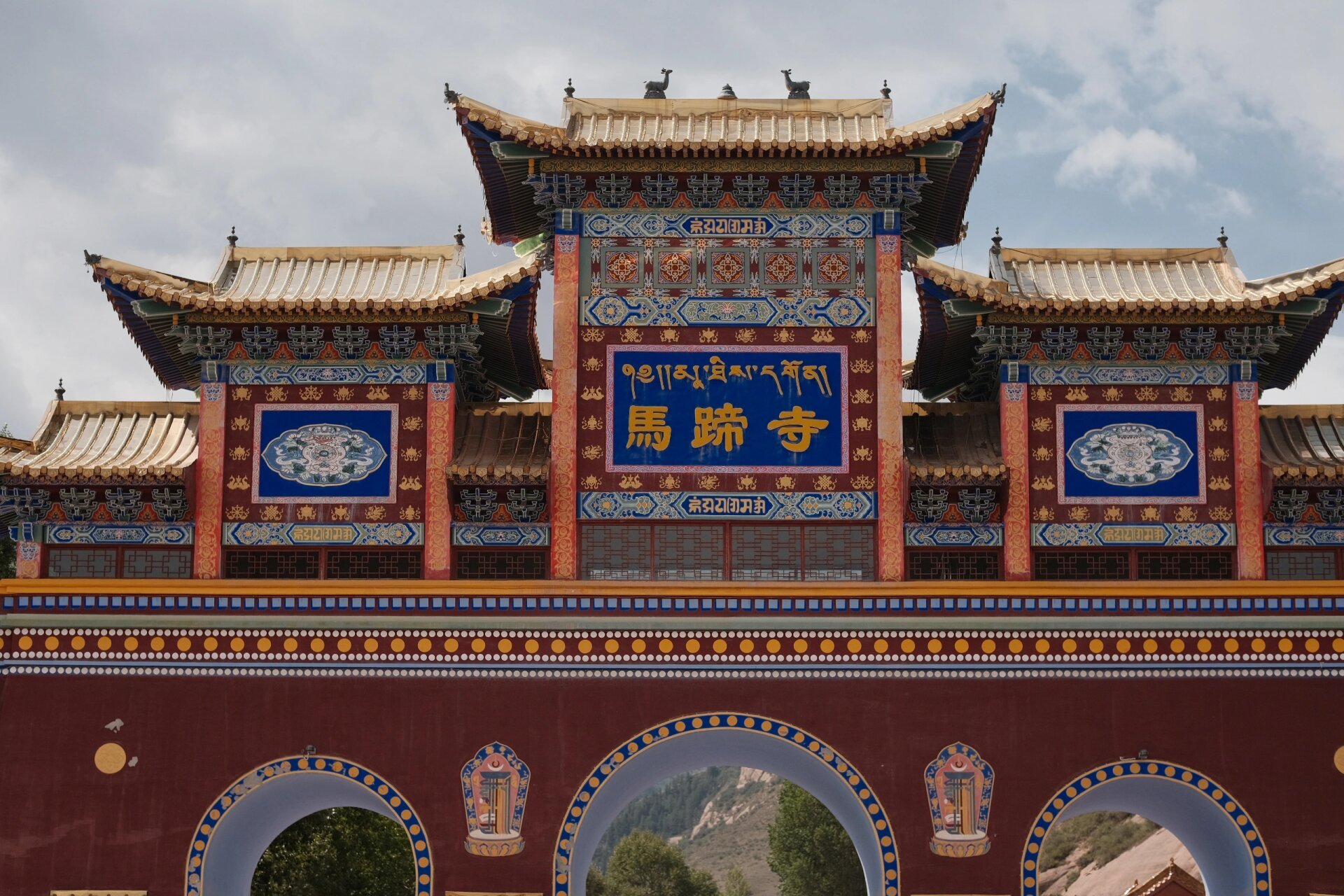 张掖马蹄寺公共交通攻略 其实每次坐火车都要经过张掖,但一直没有机会