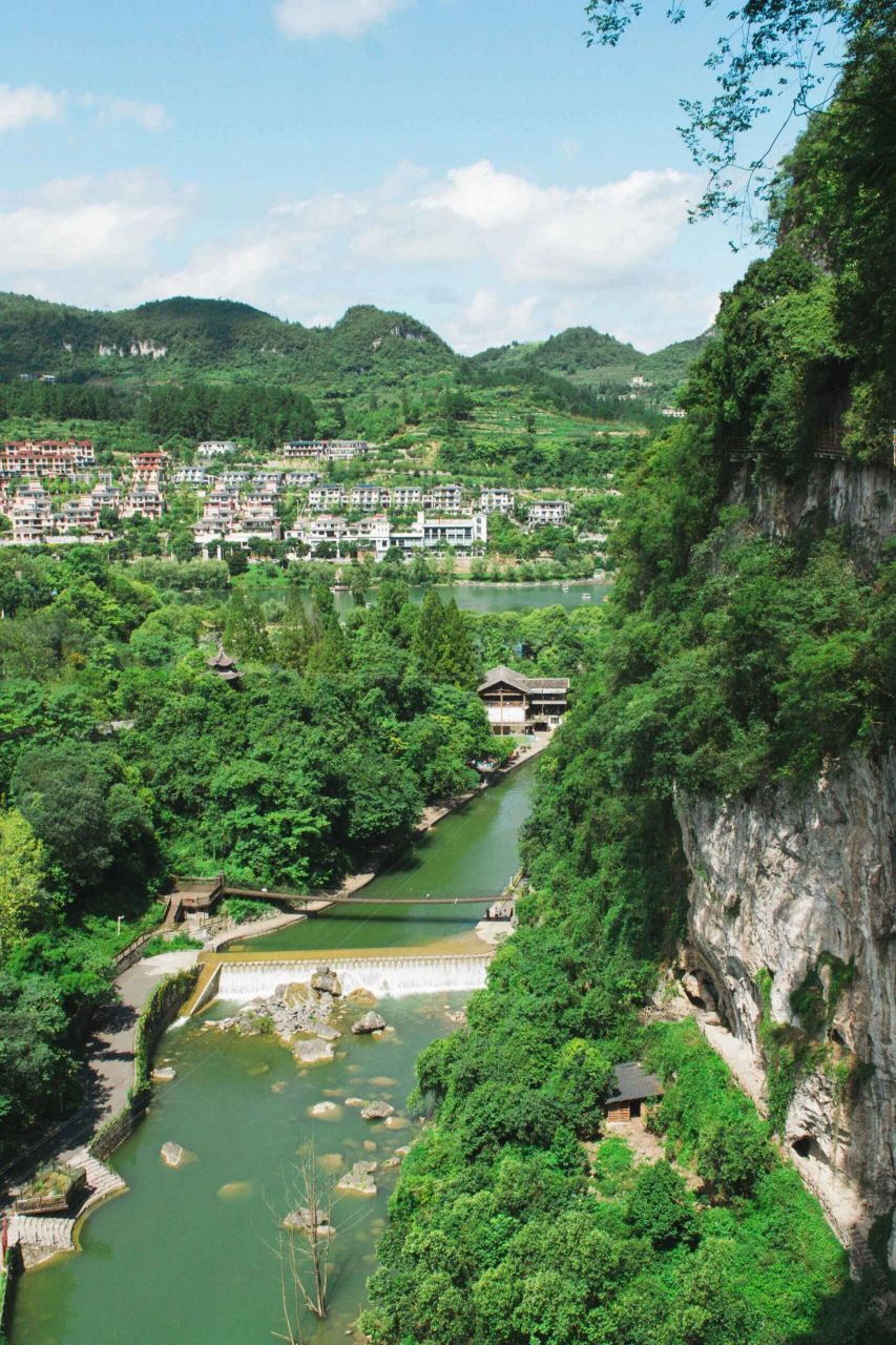 桐梓一个被低估了的避暑亲子宝藏地 坐标:贵州省遵义市桐梓县 距离