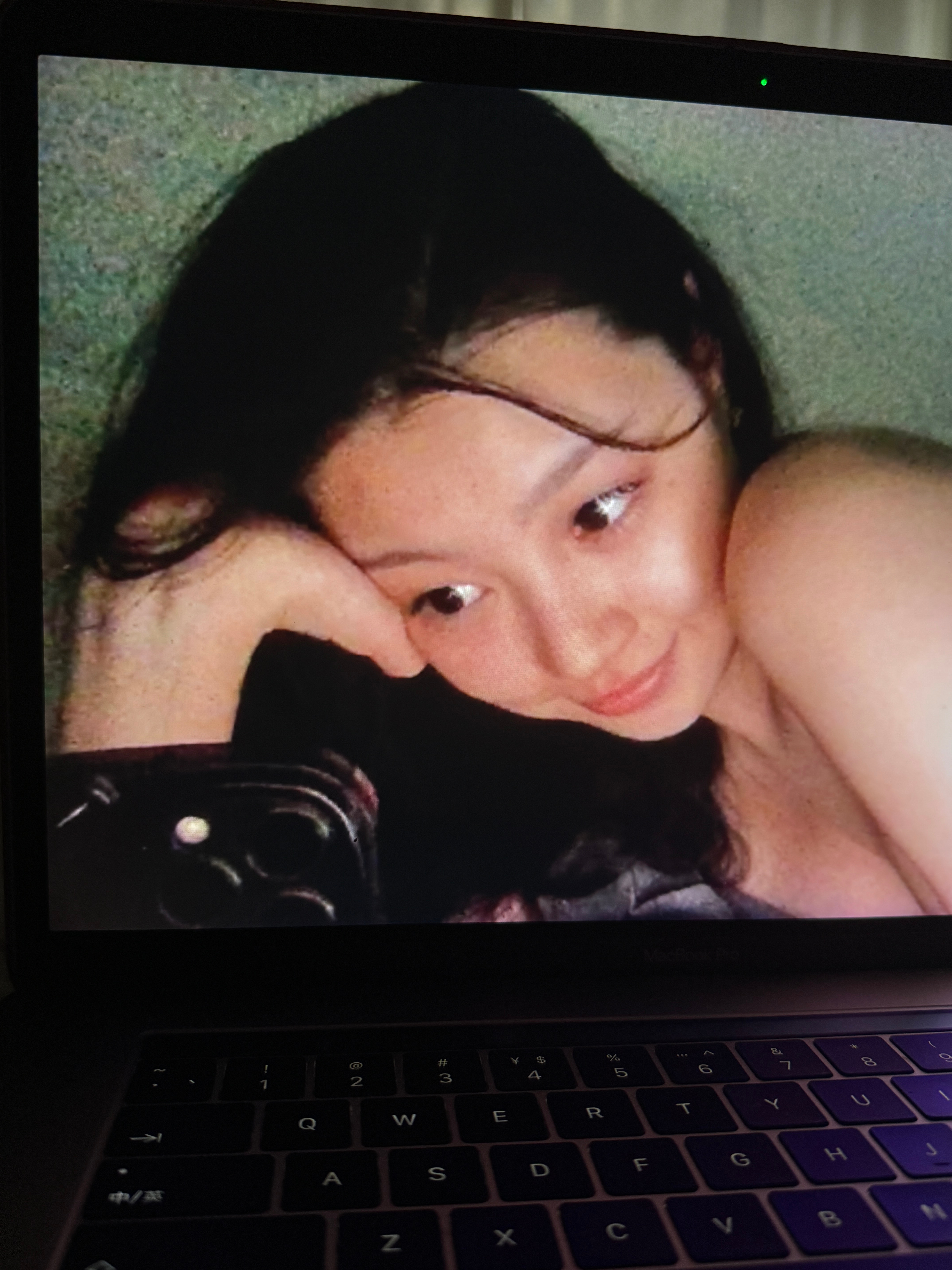 真是神奇 决定分开的人 同在一座城市 哪怕熟悉的