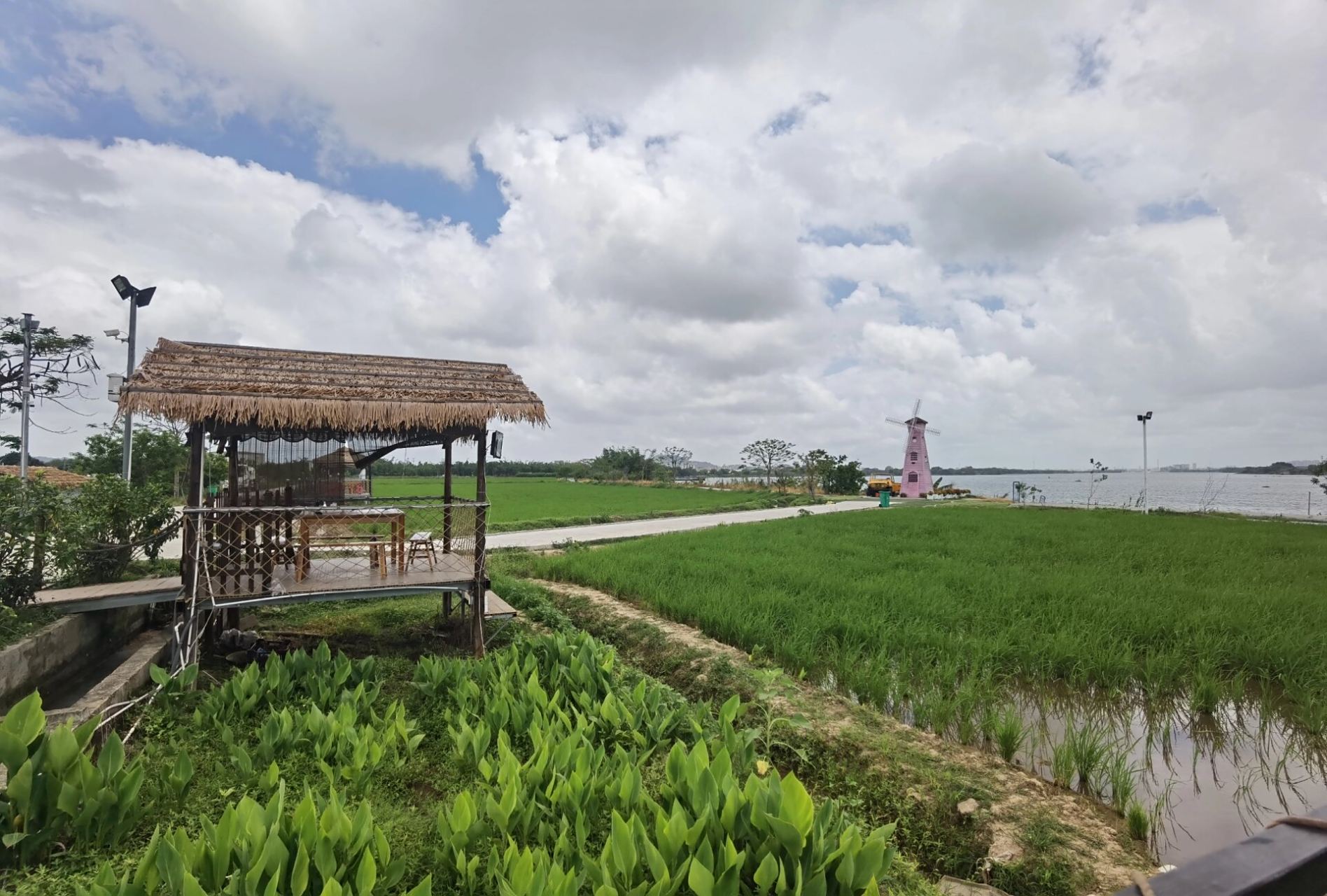 早就听说潮州市江东镇新立了一个网红打卡点 大中午的开车过来