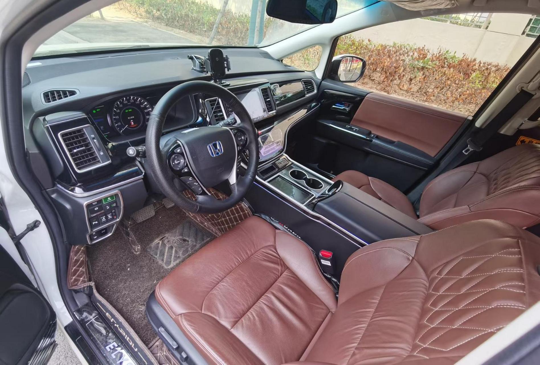 2020年9月上牌 本田艾力绅2.