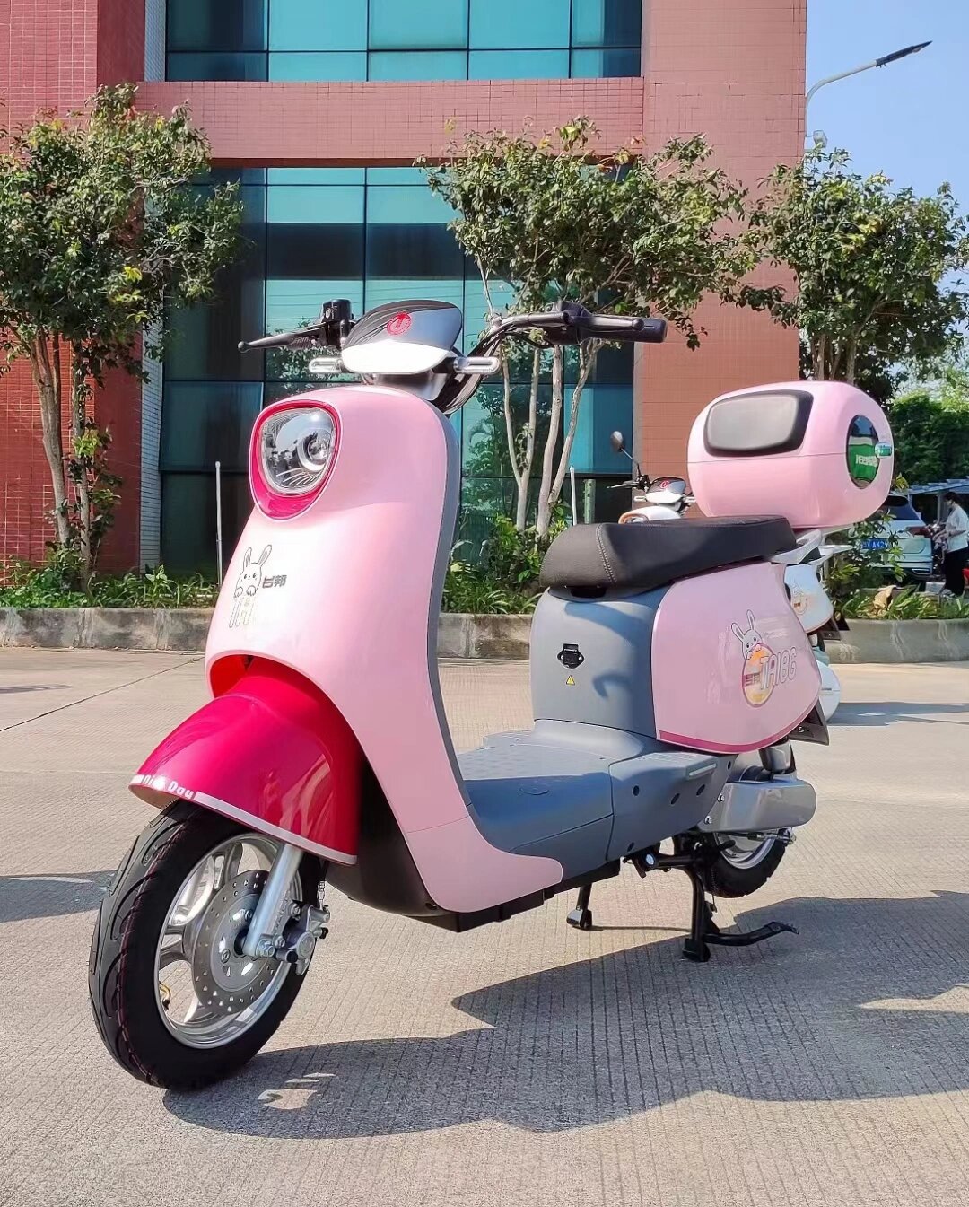 一一一台邦电动车