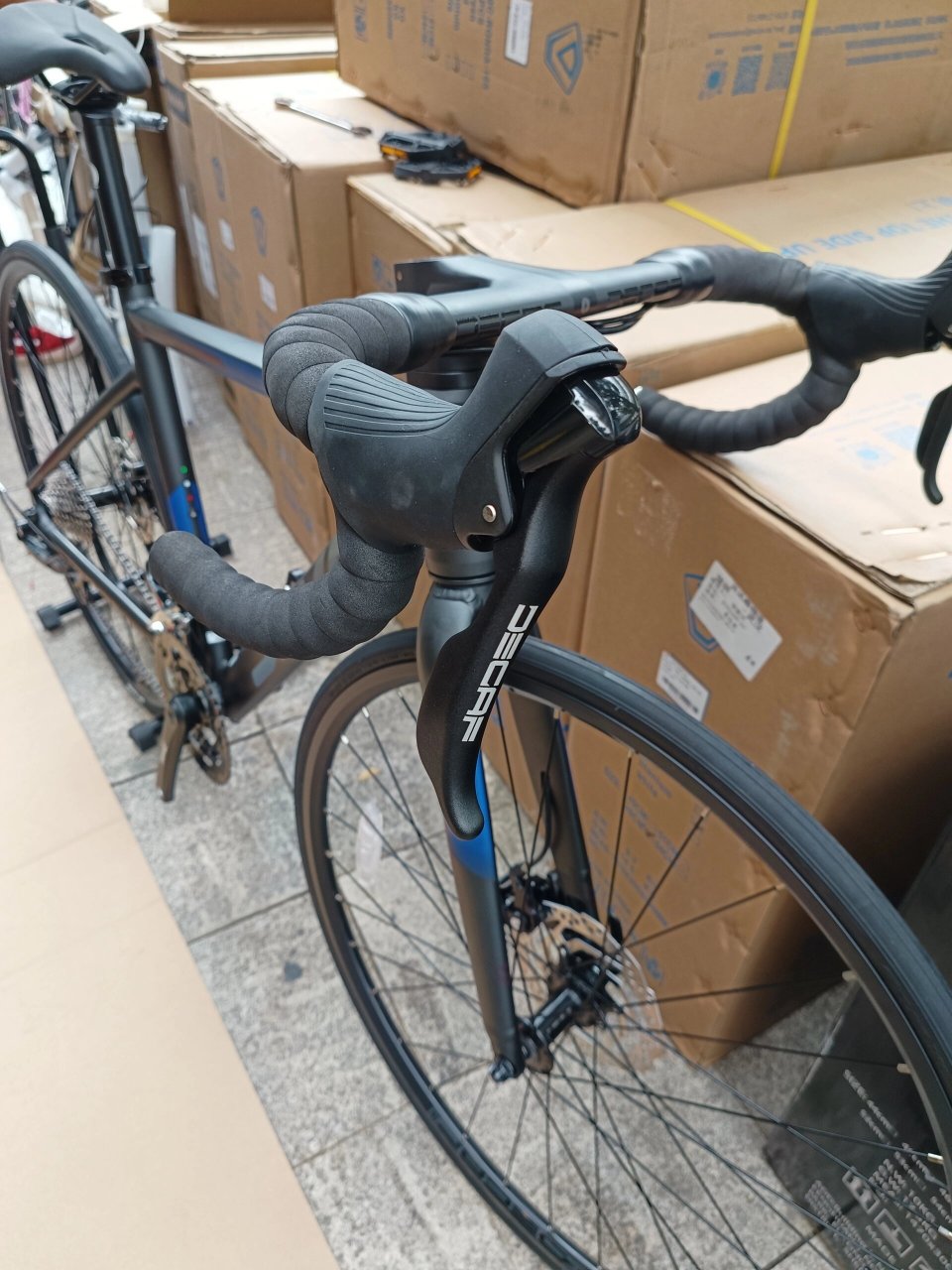 佳沃ronda公路车 武汉佳沃坎普自行车藏龙岛店