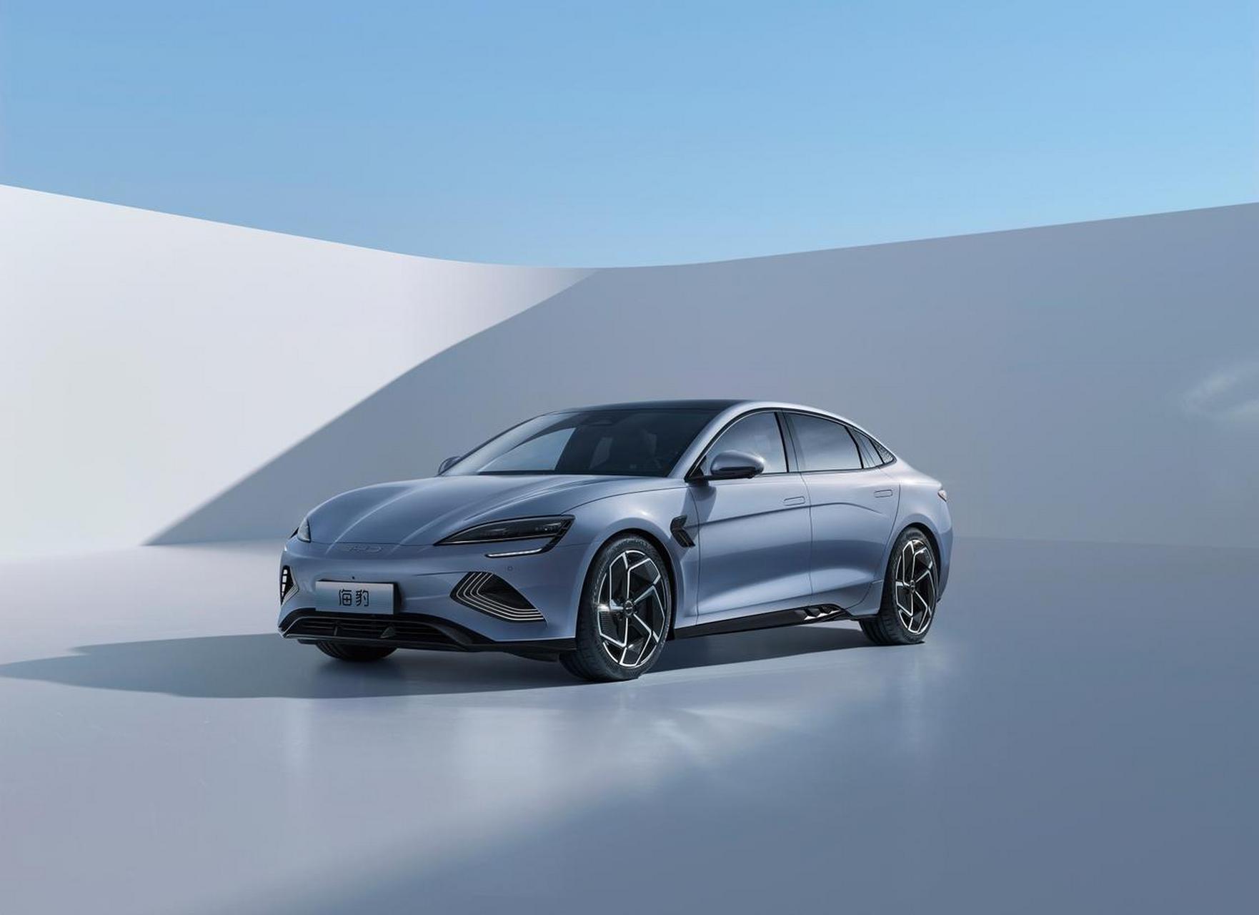 比亚迪海豹ev荣耀版将于3月25日上市!起售价将下探至18万元以内