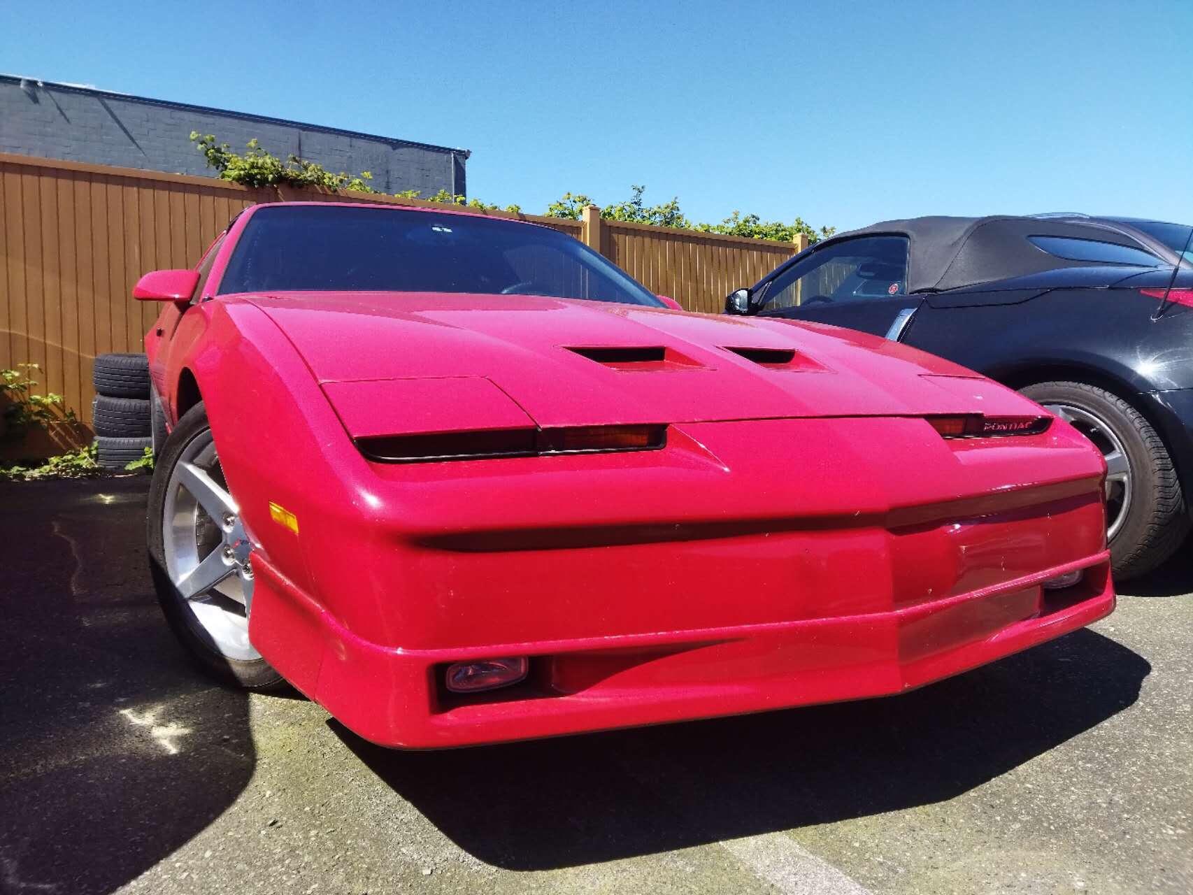 温哥华修车:今日4辆车 1,1987年庞蒂亚克火鸟pontiac firebird发动机
