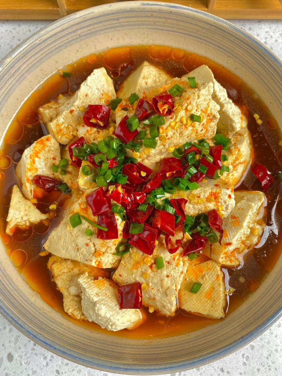 女友菜谱|水煮豆腐99 有时她会望着窗外非常认真地