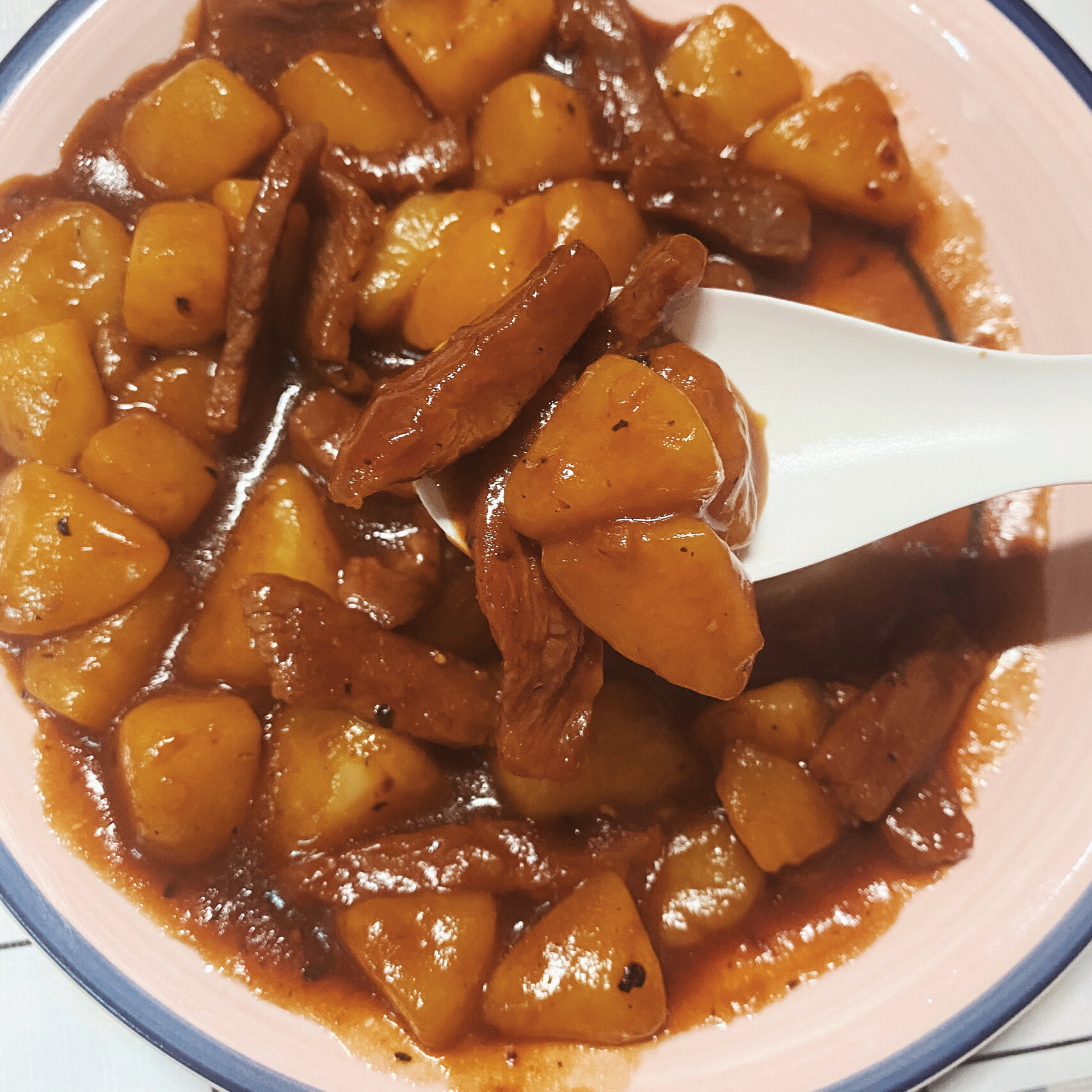 宿舍小锅杂食记|香晕的黑椒牛柳土豆盖饭