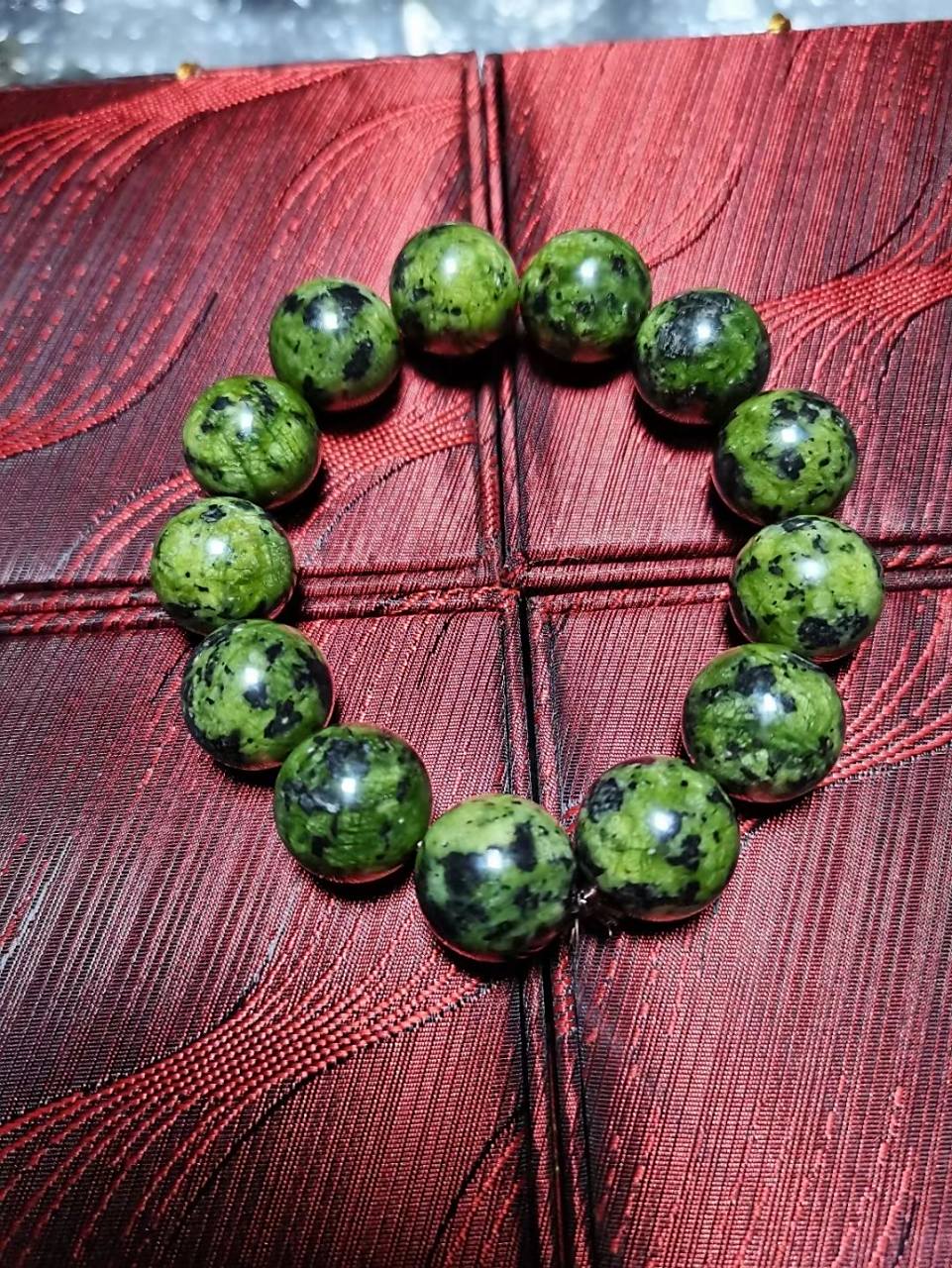 藏玉药王石手串 藏玉药王石精品西瓜绿能量养生保健