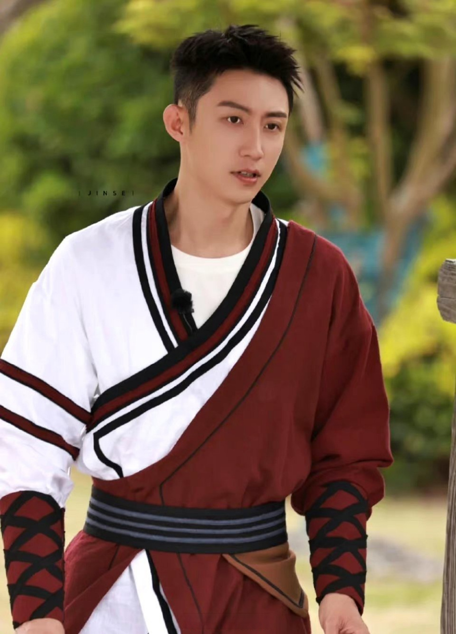 极限挑战张艺凡,黄景瑜,严浩翔饭拍路透来了,谁的状态最在线呢?