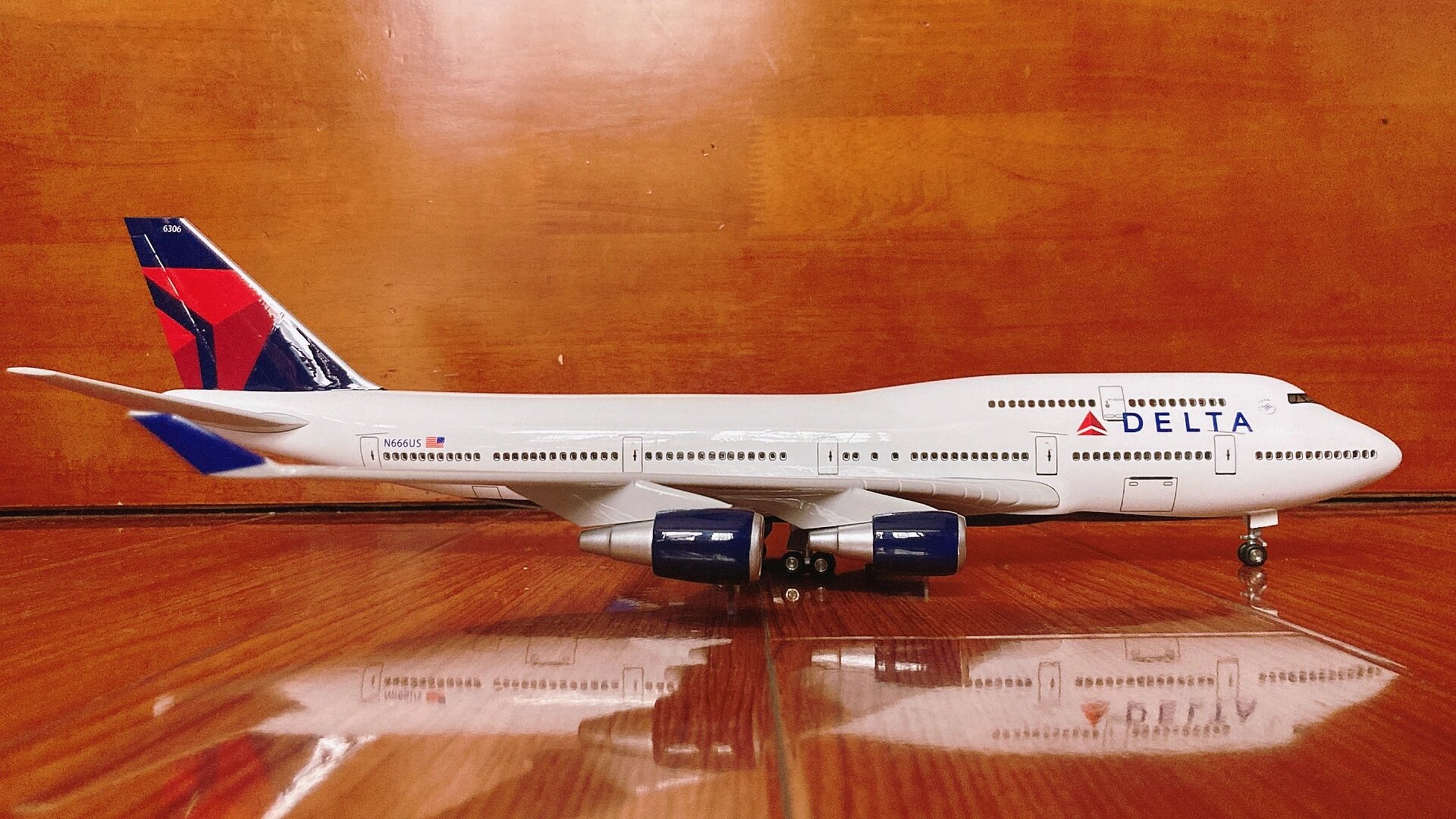 达美航空波音747-400模型