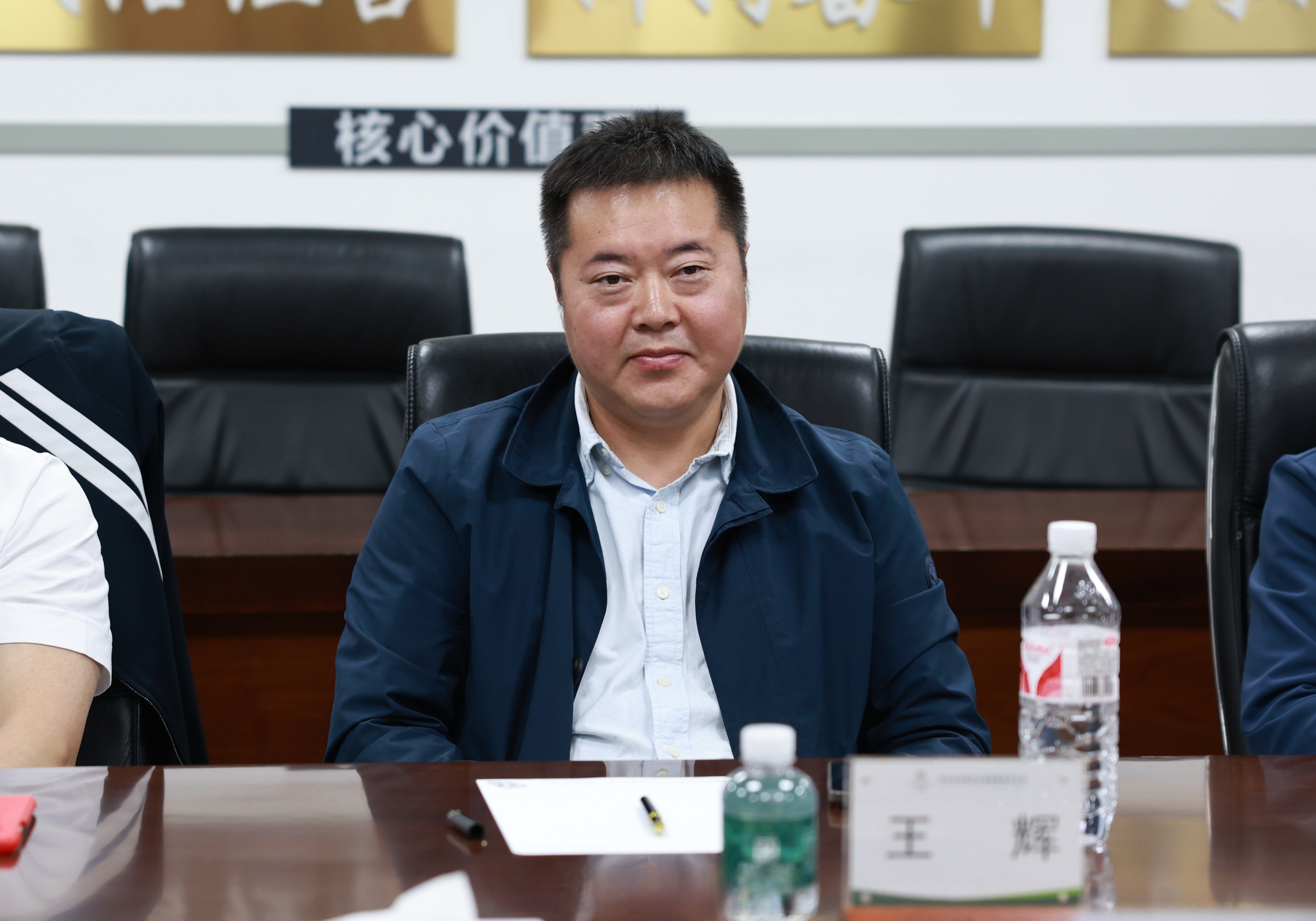 热烈欢迎重庆装饰公司考察团莅