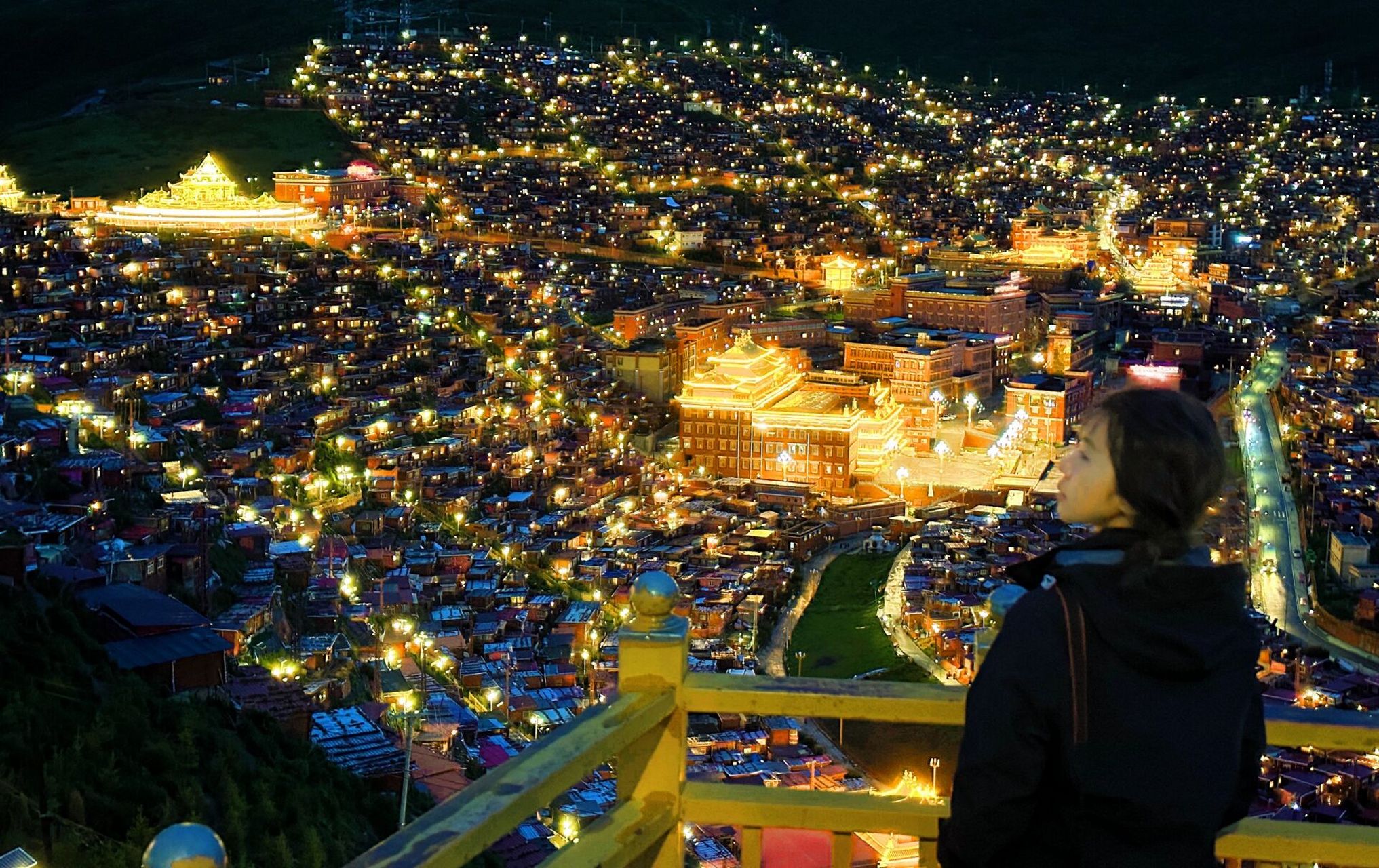 这里有你向往的红房子——色达篇 一个缺氧不缺信仰的地方～色达喇荣