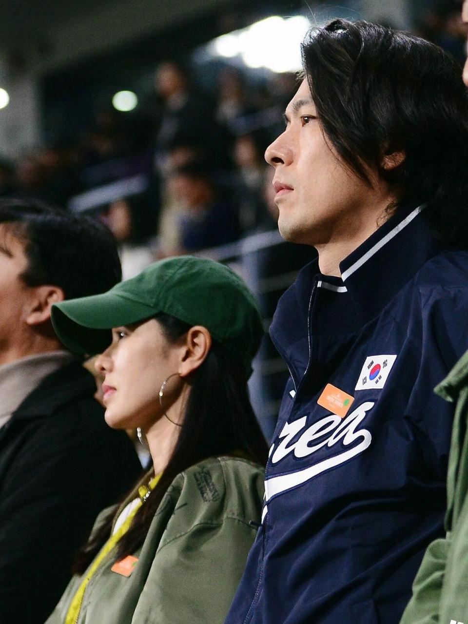 同框～ 	 #棒球# #提高审美# #审美积累# #孙艺珍玄彬# #孔刘李栋旭