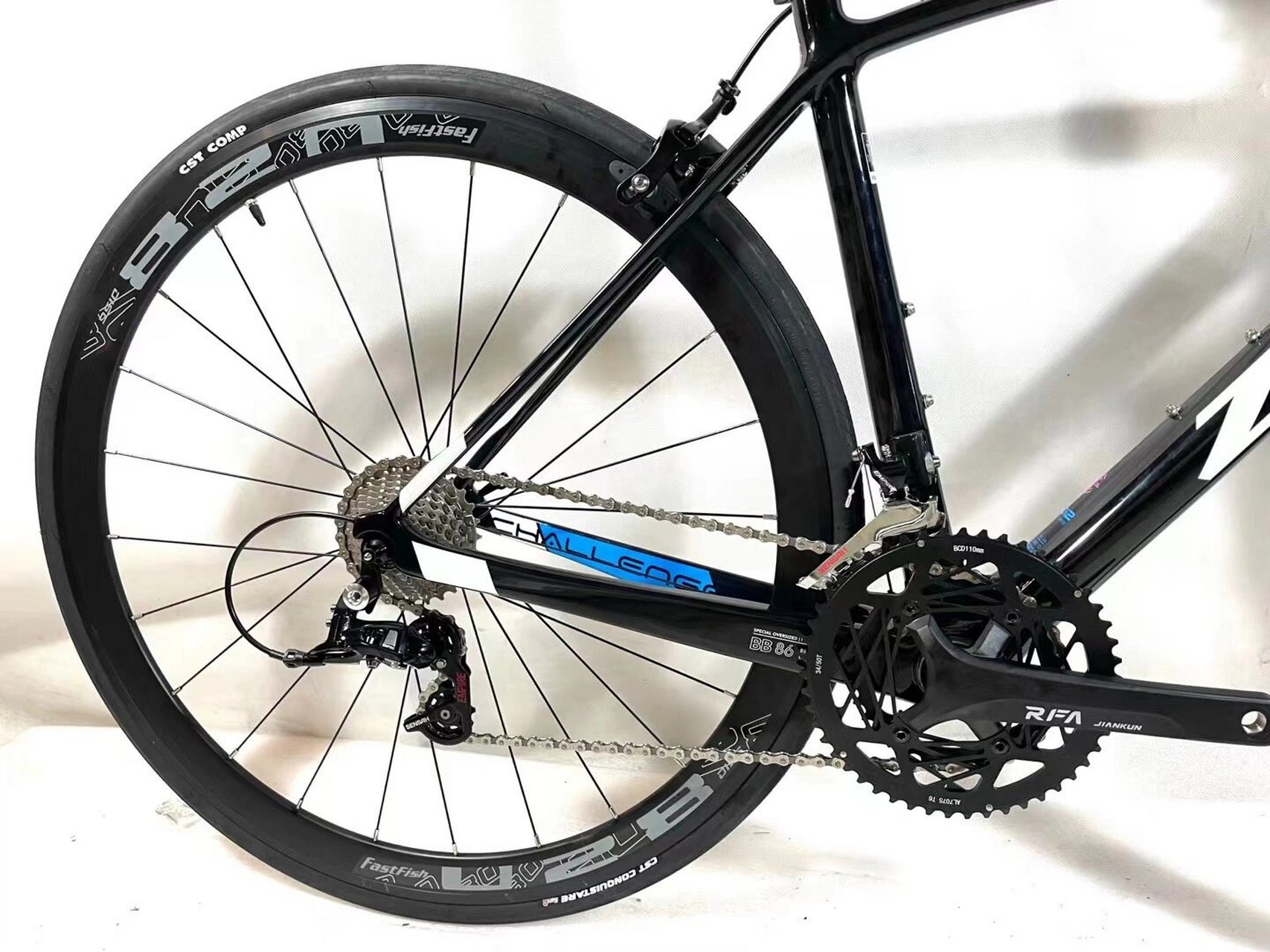 zgl中国龙 神鹰碳纤维公路车crb28顺泰22 zgl中国龙 神鹰碳纤维公路车