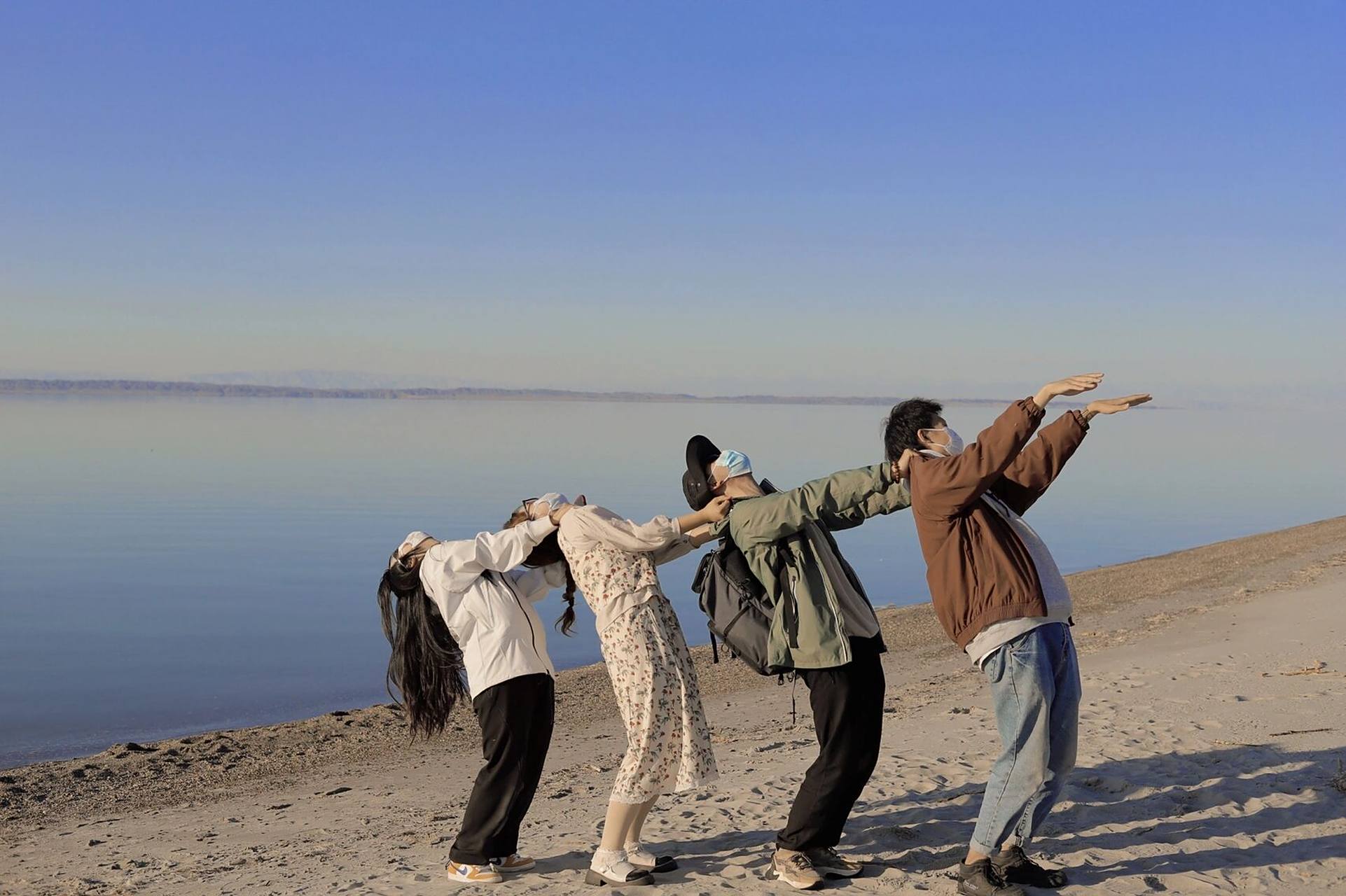 绝对不能错过的多人国庆旅行姿势拍照合集!