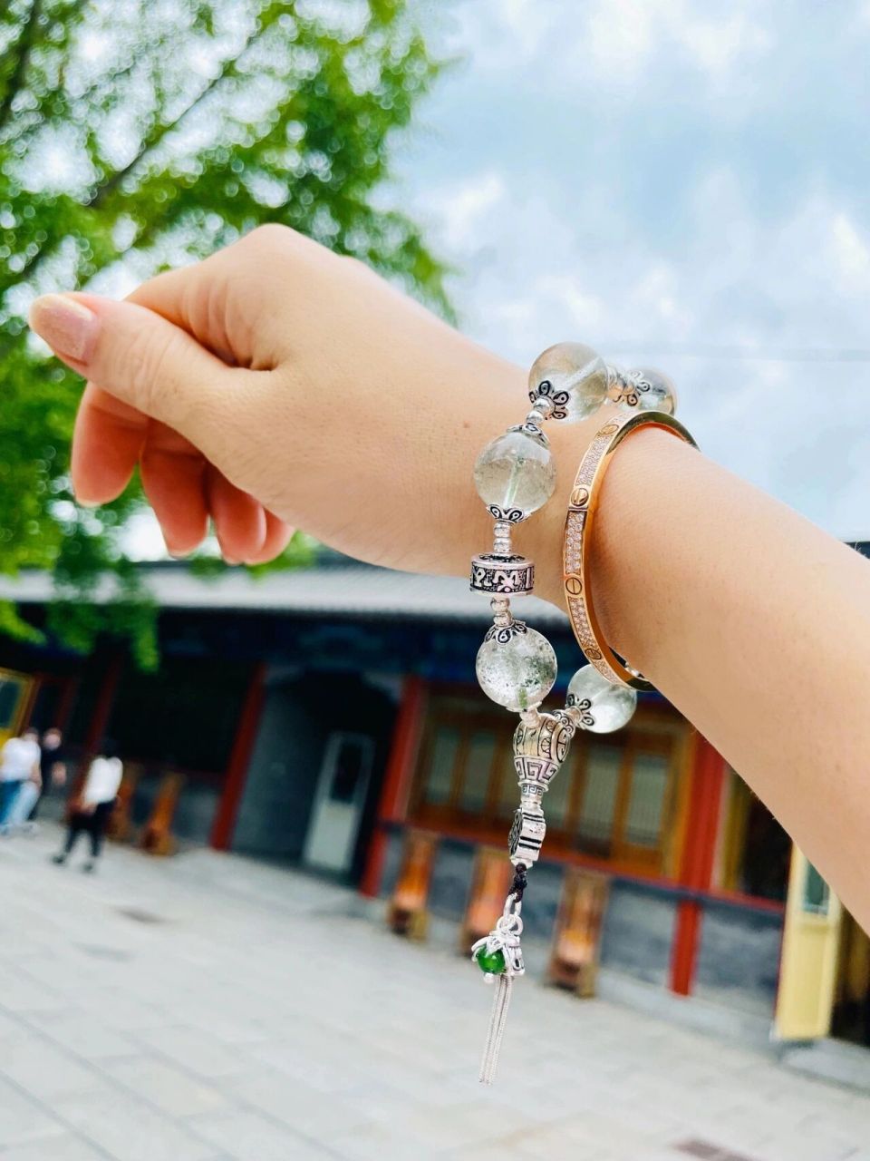 北京雍和宫网红手串颜值超高寓意又好 说来真的神奇,上午还顶着阴雨天