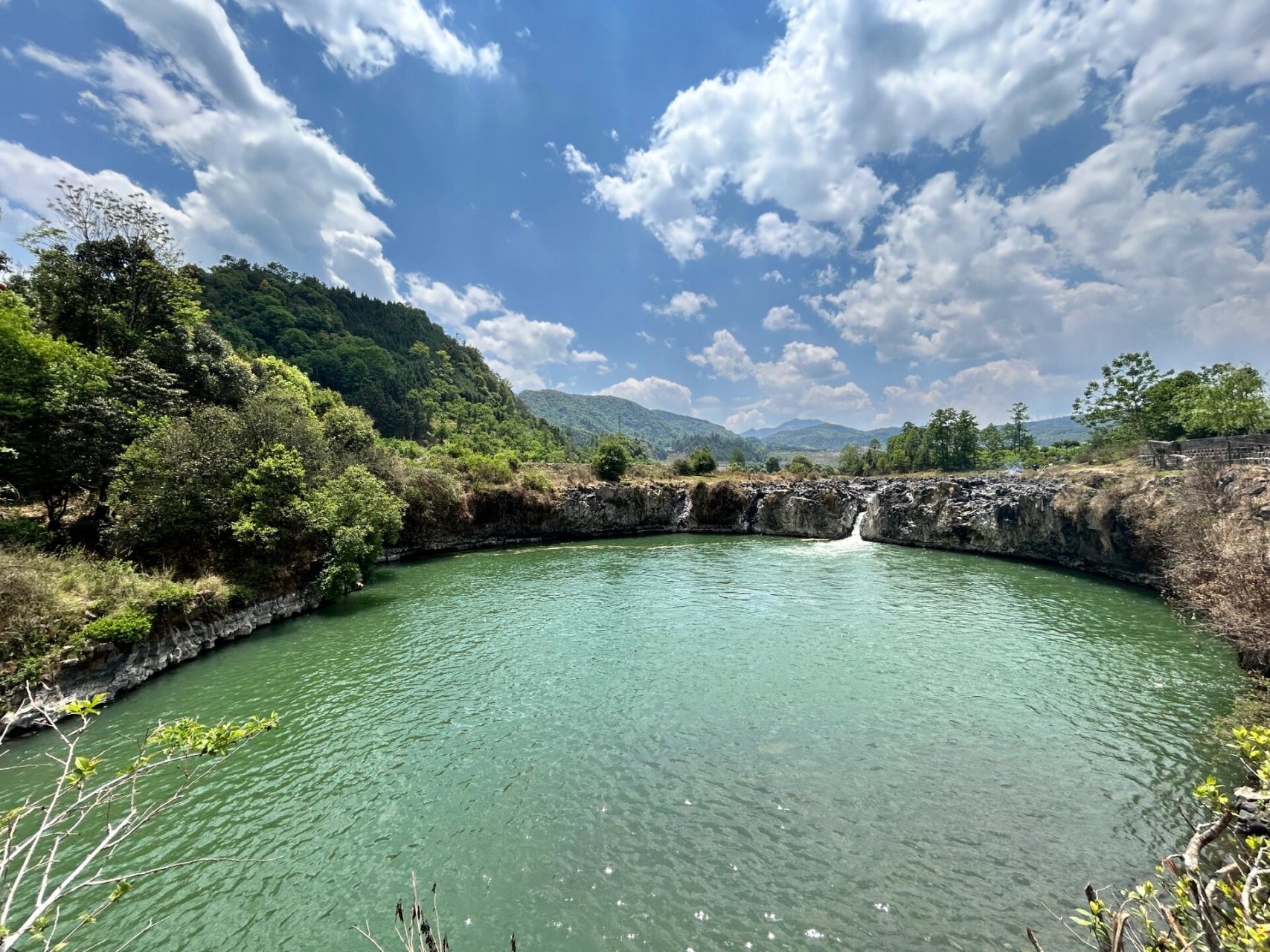 腾冲欢乐湖简介图片