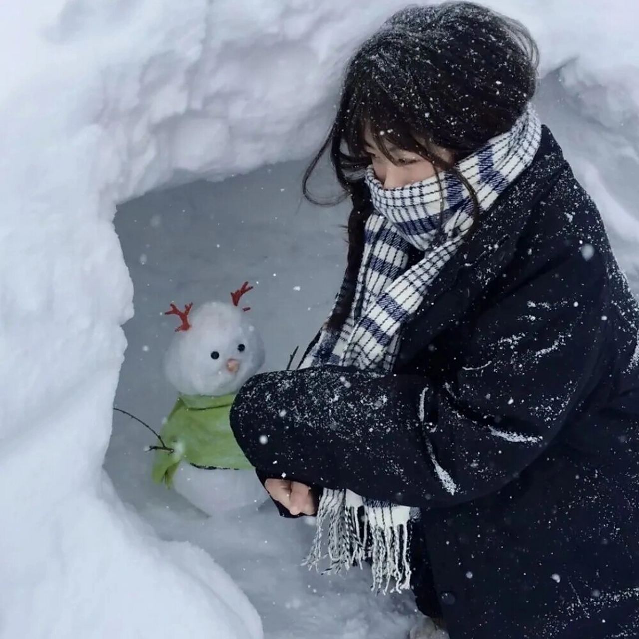 下雪天氛围感女生头像 #女生头像