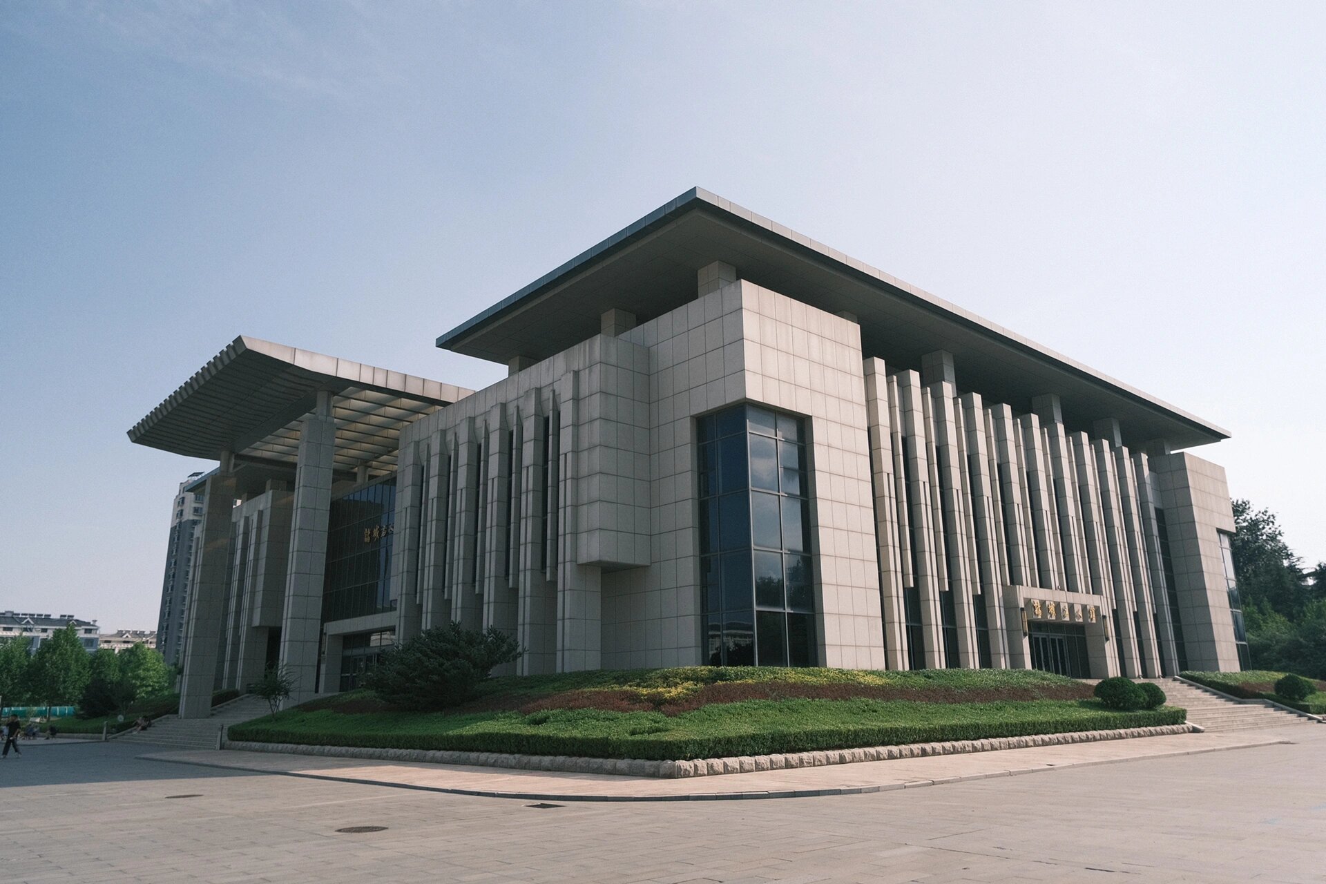 诸城博物馆 名人馆一日游 昨天37度 ,今天降温了一点,又去博物馆蹭