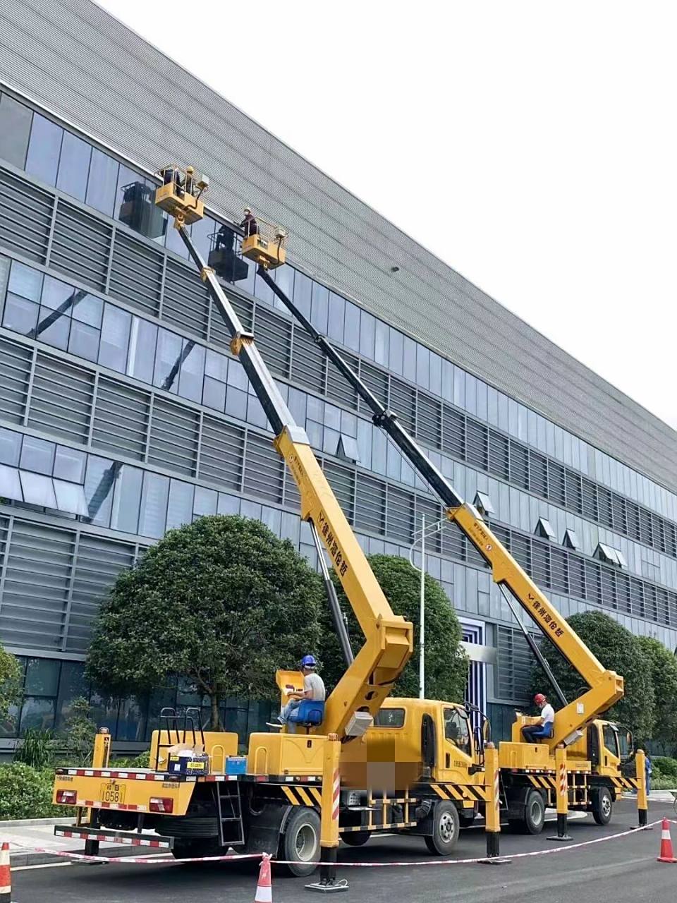 升降车租赁-高空作业车出租 新领程设备租赁有限公司是租赁高空车设备