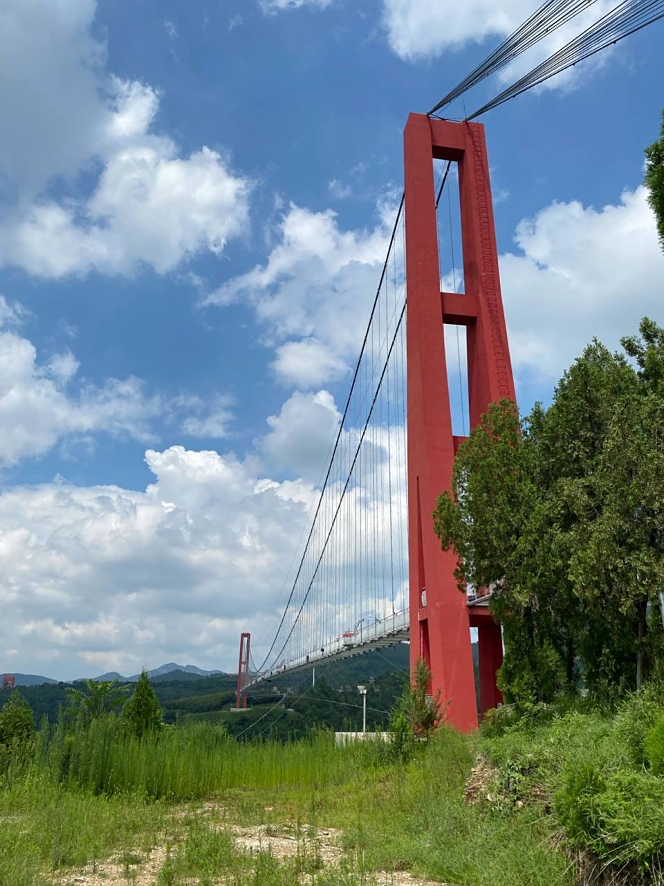 青州九龙峪玻璃栈道 青州九龙峪的玻璃栈道,说是500多米,国内最长的