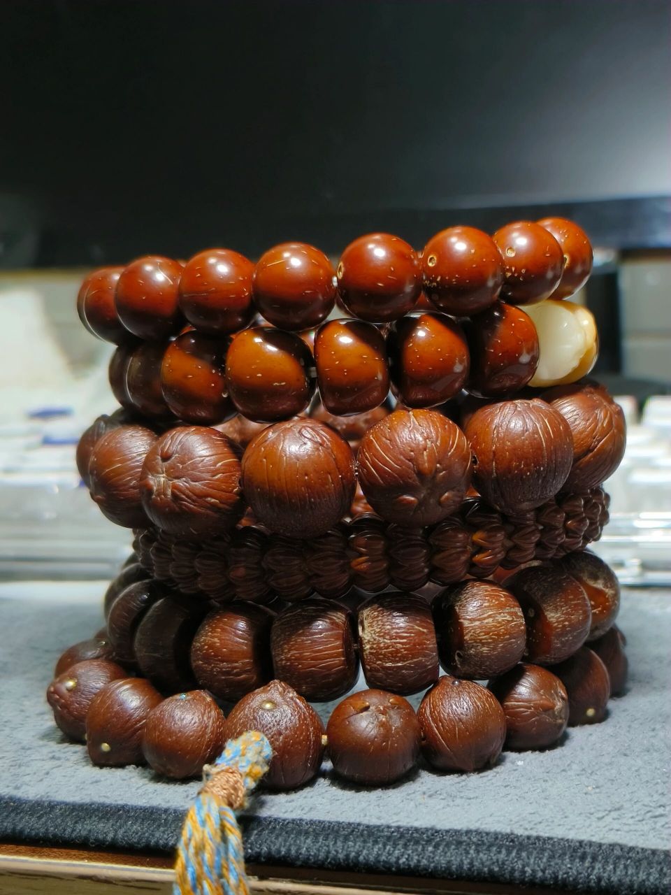 8紫金鼠大原皮(前鼠后猫) 图6:1.6紫金鼠饭碗(上宽下窄) 图7