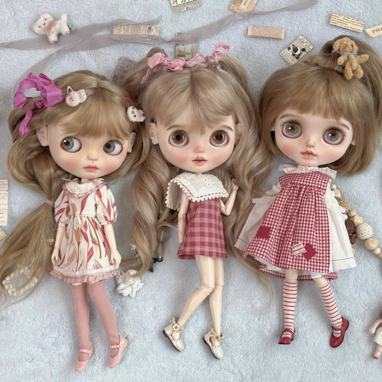 色的真人风blythe小布娃娃 困在家里第七天,除了画图就是摸鱼玩娃娃了