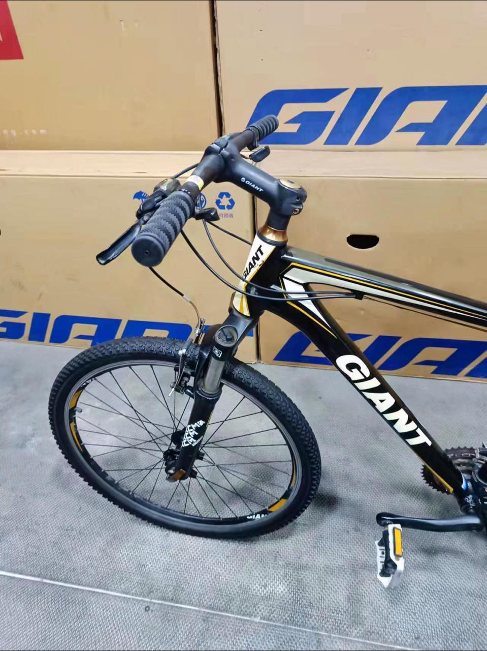 捷安特atx730.24速,m车架