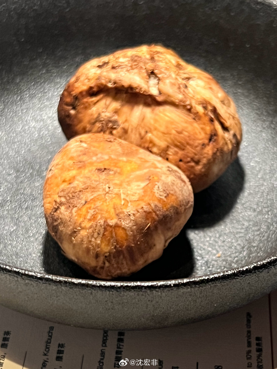 马皮泡(听着像骂人),看着是土豆,切开像松露,闻起来竟然也有几分像