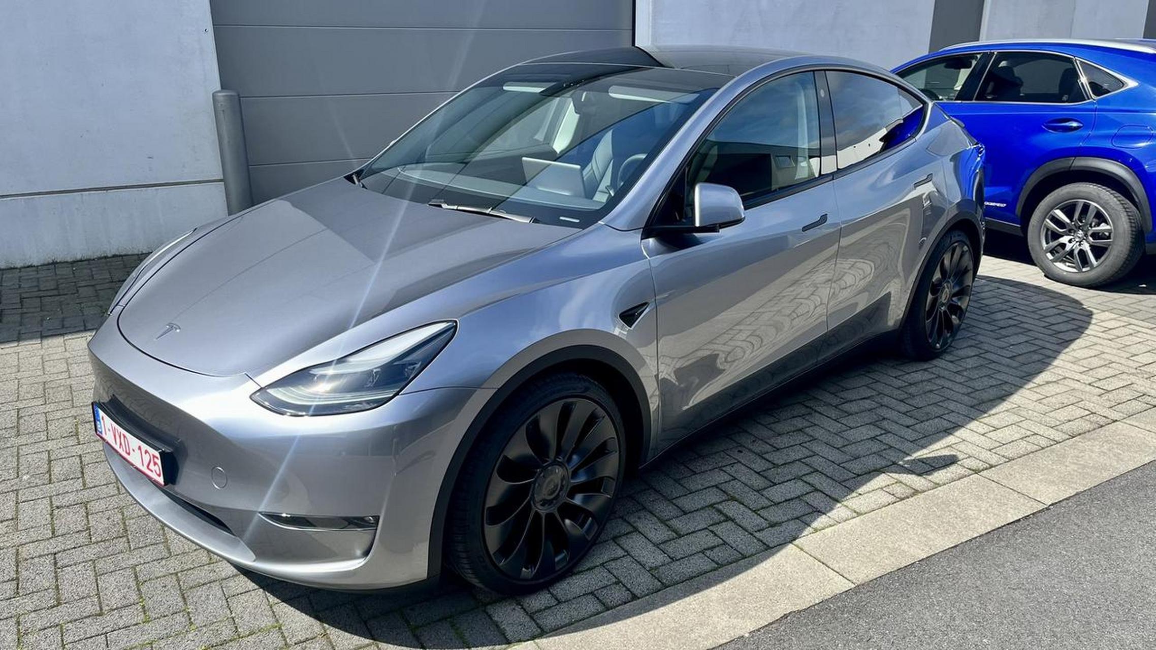 极速银"quick silver"配色的特斯拉model y【来自懂车帝车友圈】