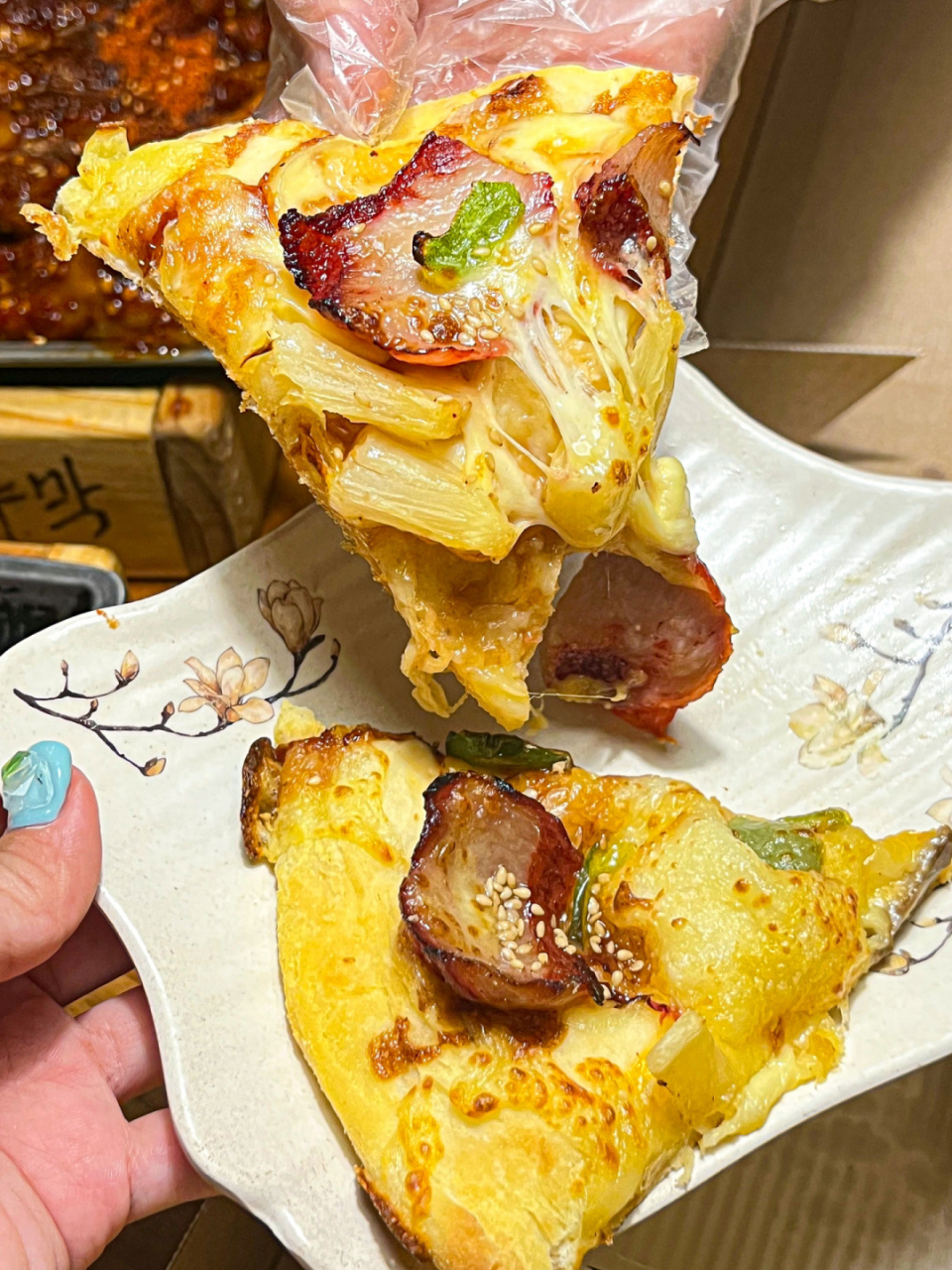 必胜客的尖叫星期三太给力了吧 薯角培根07薯角特别香脆!