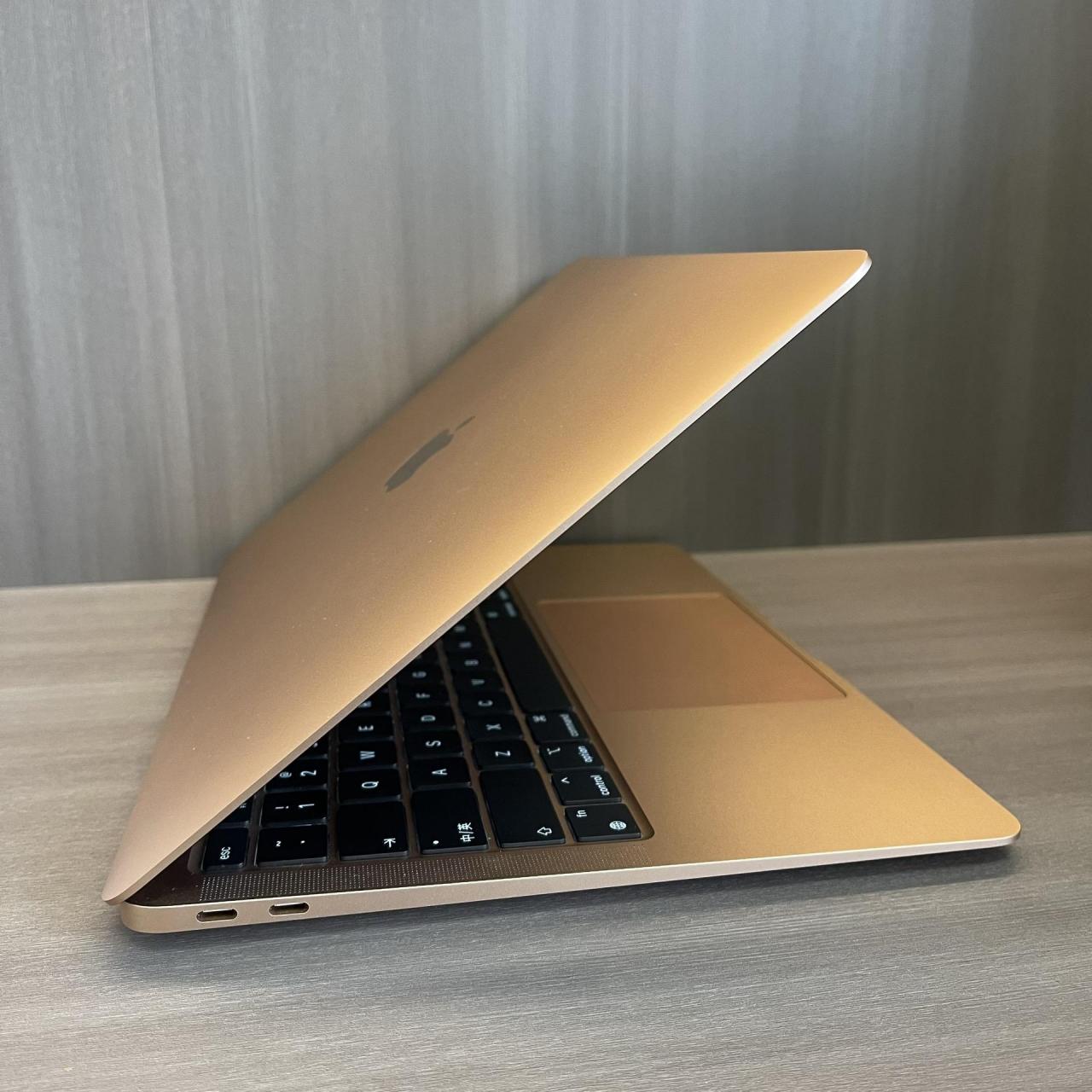 苹果macbook air m1图片