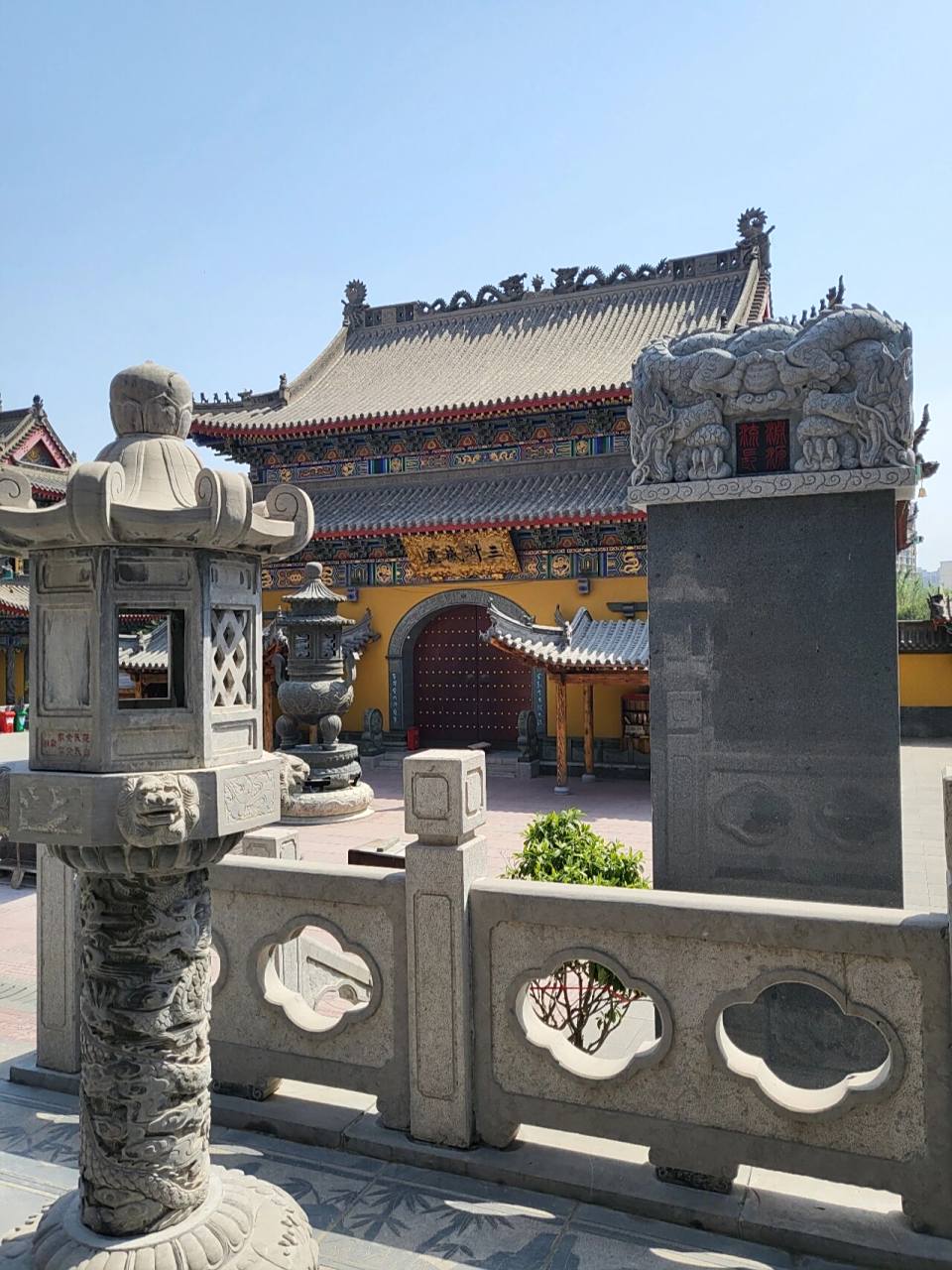 八王寺图片 大法寺也叫八王寺,在沈阳应该很多人都喝过八王寺汽水,我