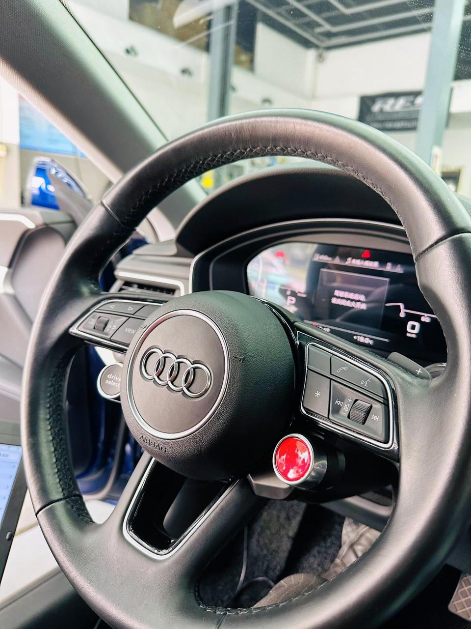 奥迪a5香氛系统,让车内一直有淡淡的清香,负离子系统,净化车内空气