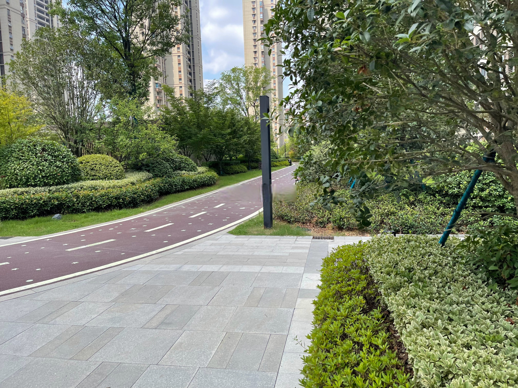 西子曼城,合肥高新区刚需盘,咱实话实说,地铁口100米,出门一站式到达