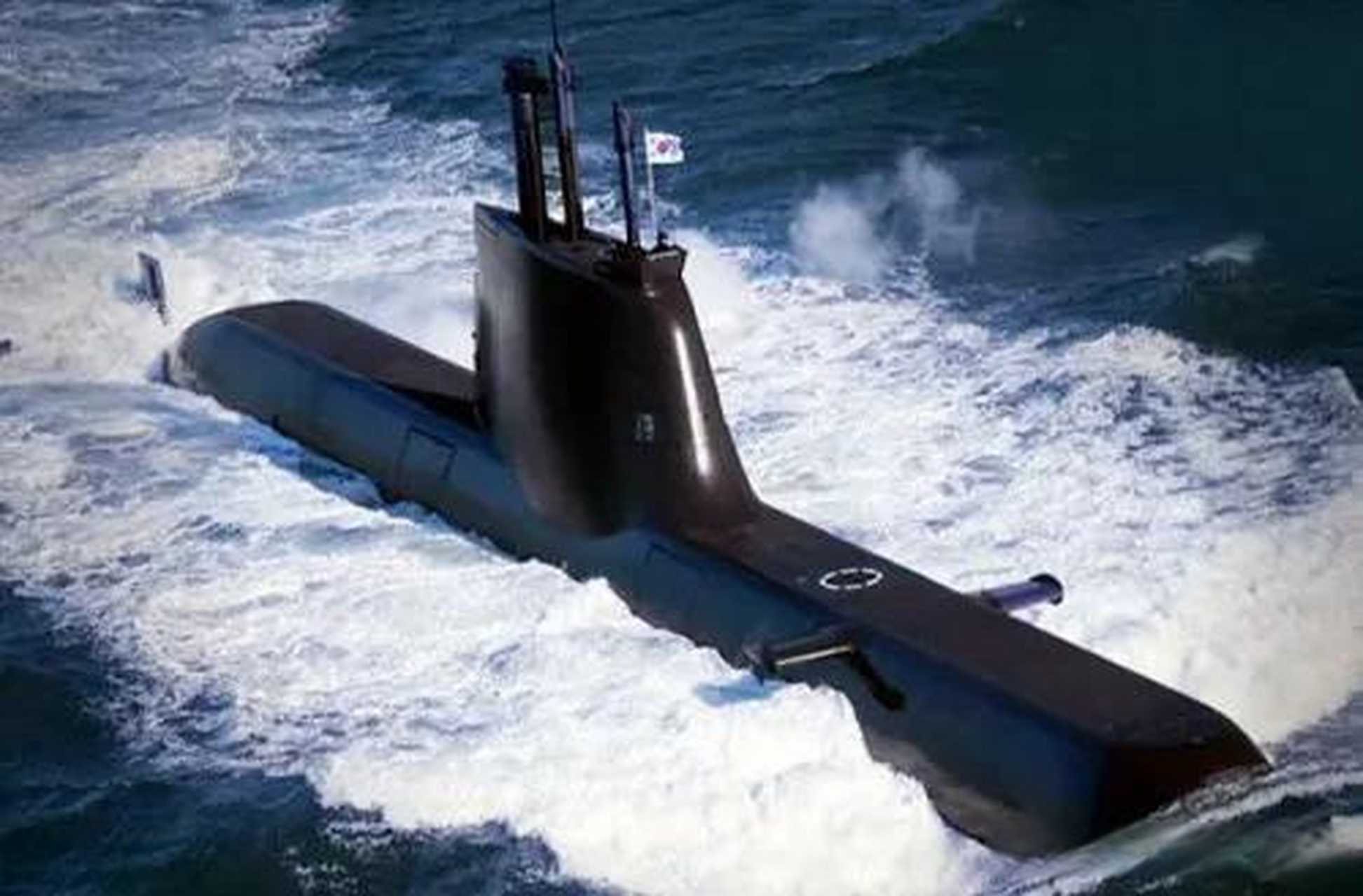 214型潜艇是德国研发的一款常规动力潜艇,是以德国海军212型潜艇为
