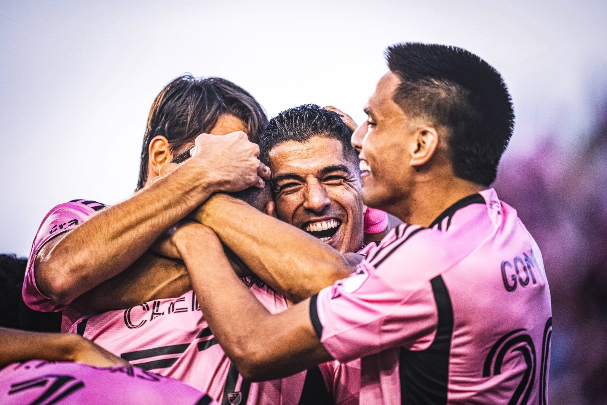 苏亚雷斯超话#人人都爱苏亚雷斯