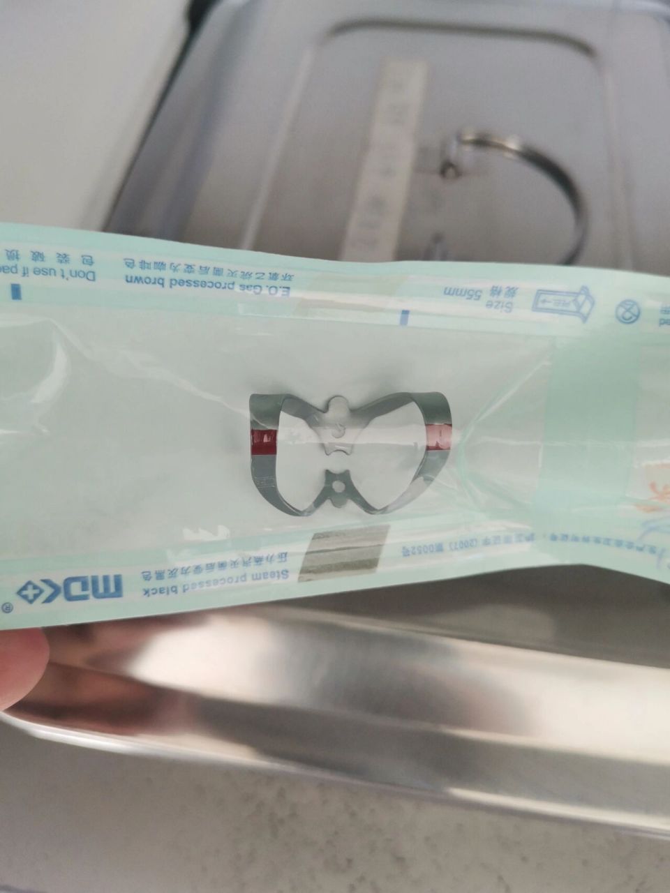 橡皮障夹子  橡皮障夹子 最难分的橡夹是12a,13a.