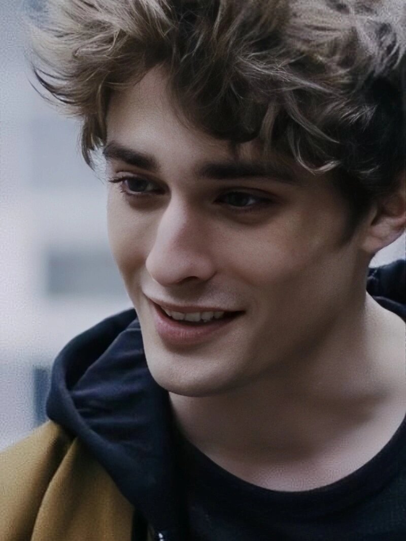 马克桑斯达奈-弗伟尔高清帅图