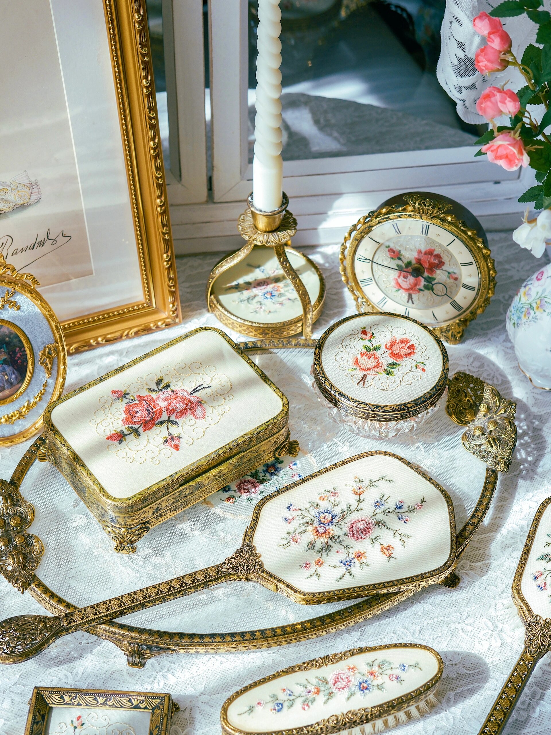 vintage美物丨法国20世纪初刺绣鎏金套装