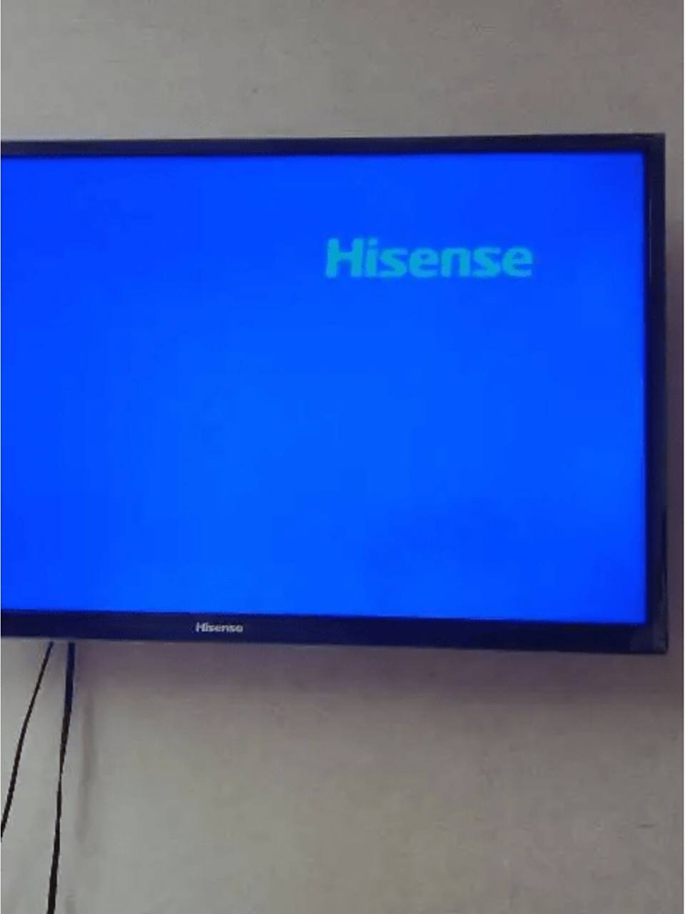 海信电视开机一直停留在开机画面 电视开不了机这是最常见的故障 一般