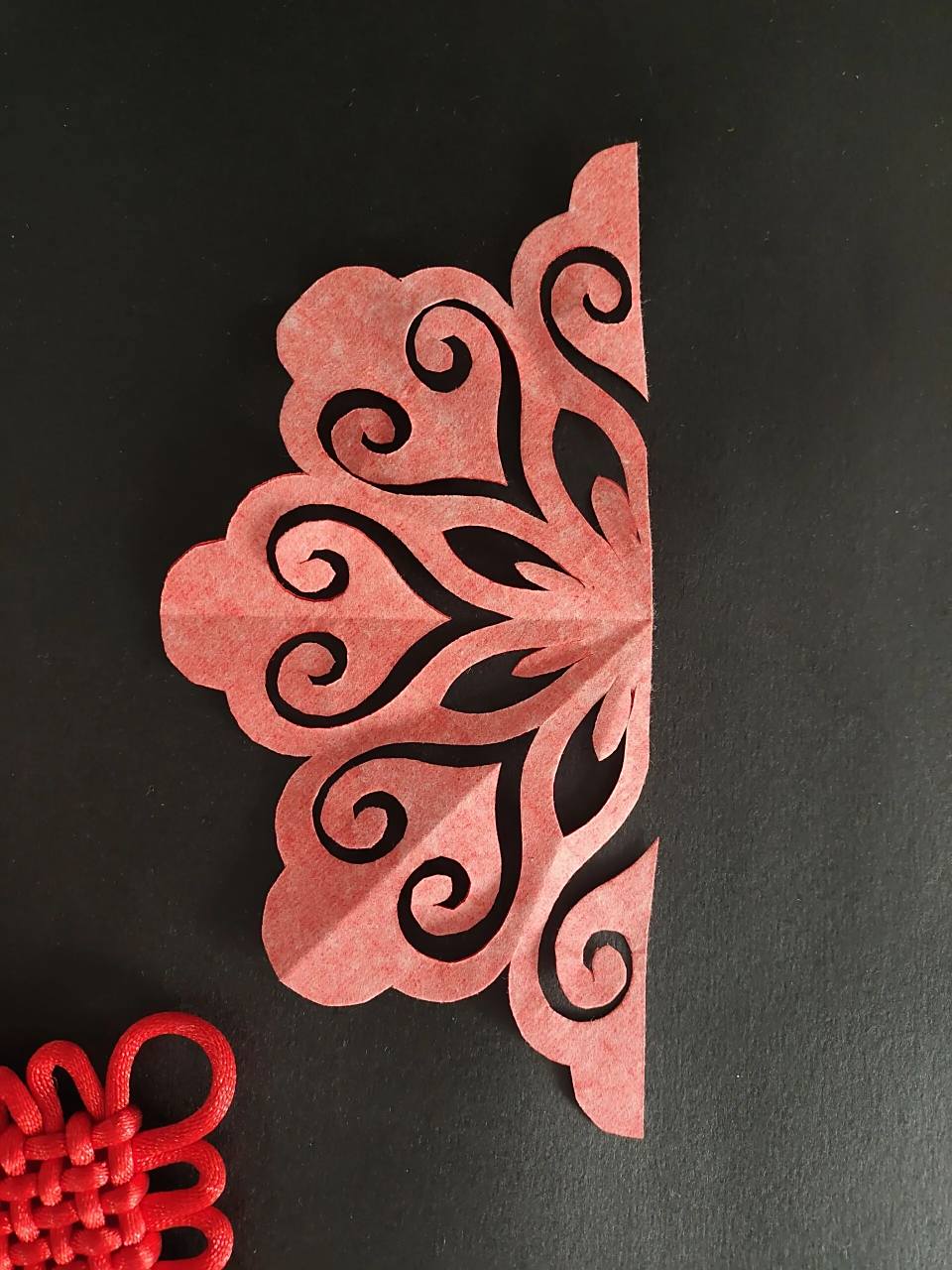 每日一剪|如意牡丹 八折剪纸