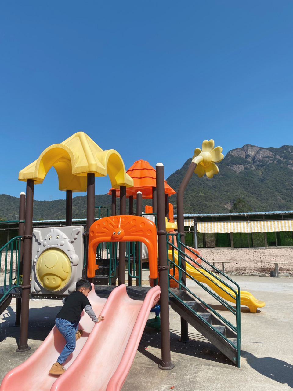 增城白水寨附近好吃的农庄推荐99 图一是#始于1987年温泉饭店竹筒饭